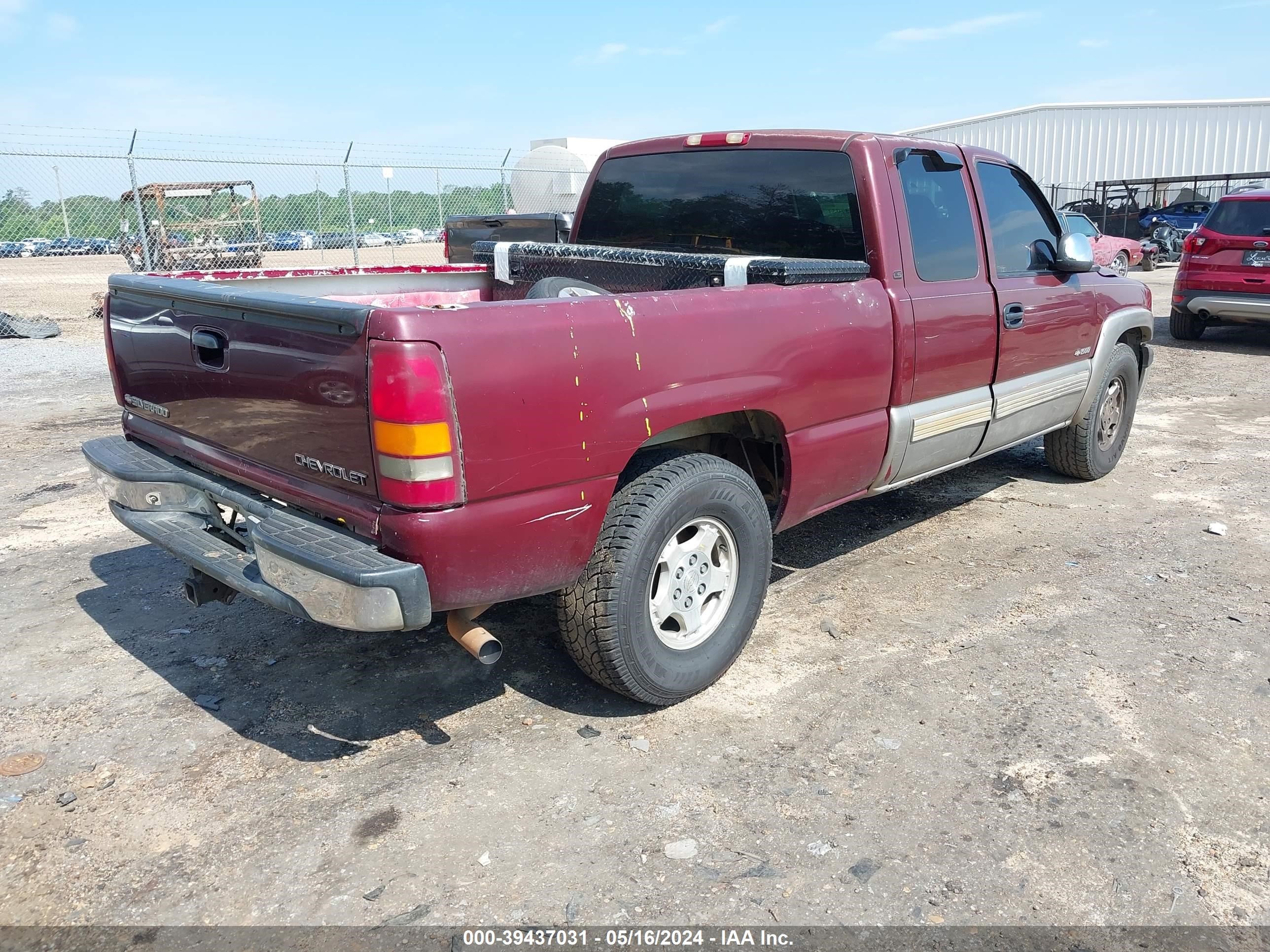 Photo 3 VIN: 1GCEK19T51E105141 - CHEVROLET SILVERADO 