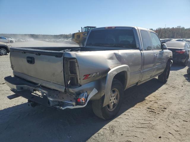 Photo 3 VIN: 1GCEK19T61E109845 - CHEVROLET SILVERADO 