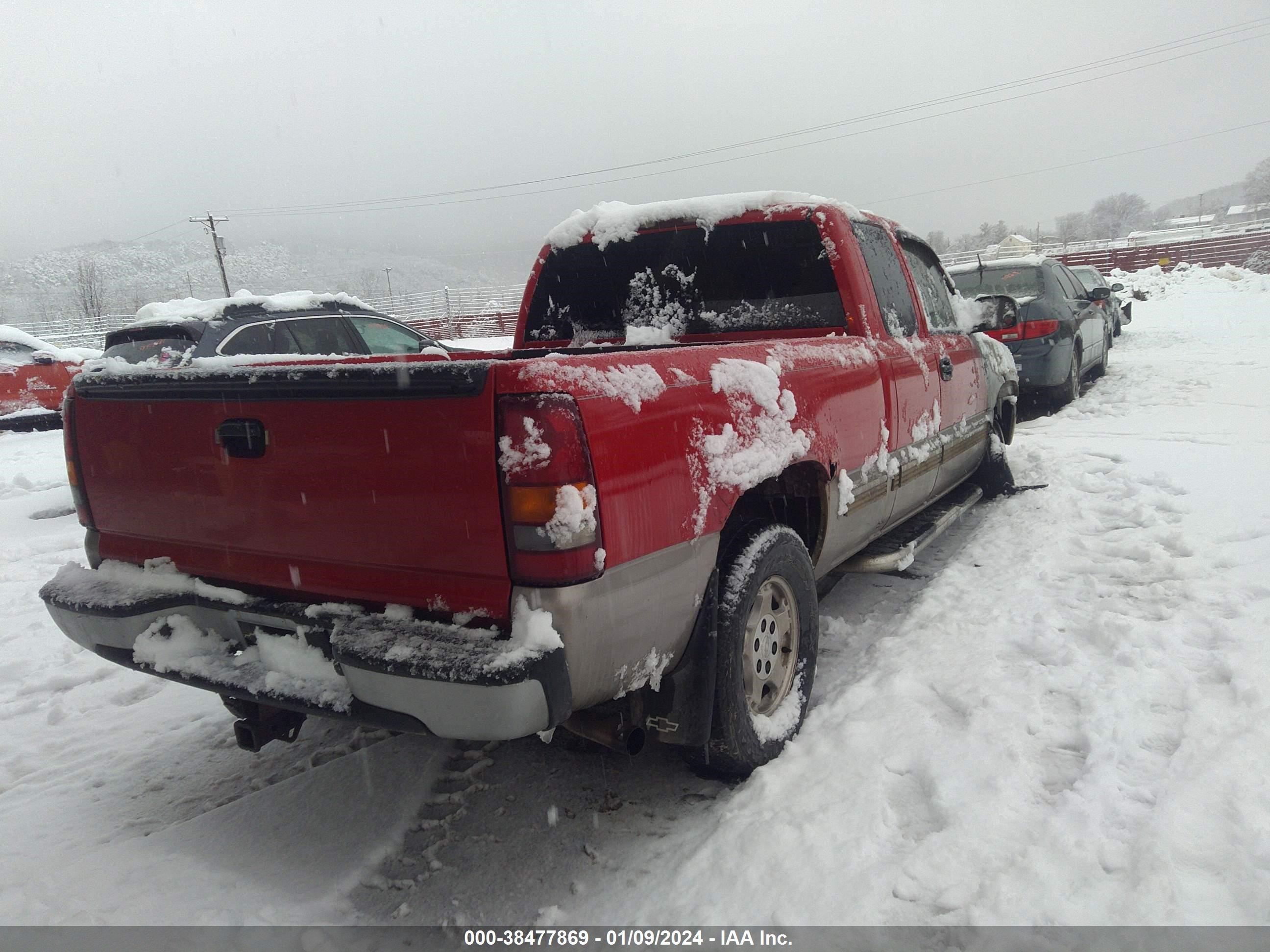 Photo 3 VIN: 1GCEK19T62Z338598 - CHEVROLET SILVERADO 