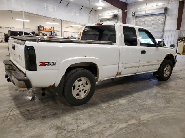 Photo 2 VIN: 1GCEK19T64E285993 - CHEVROLET SILVERADO 