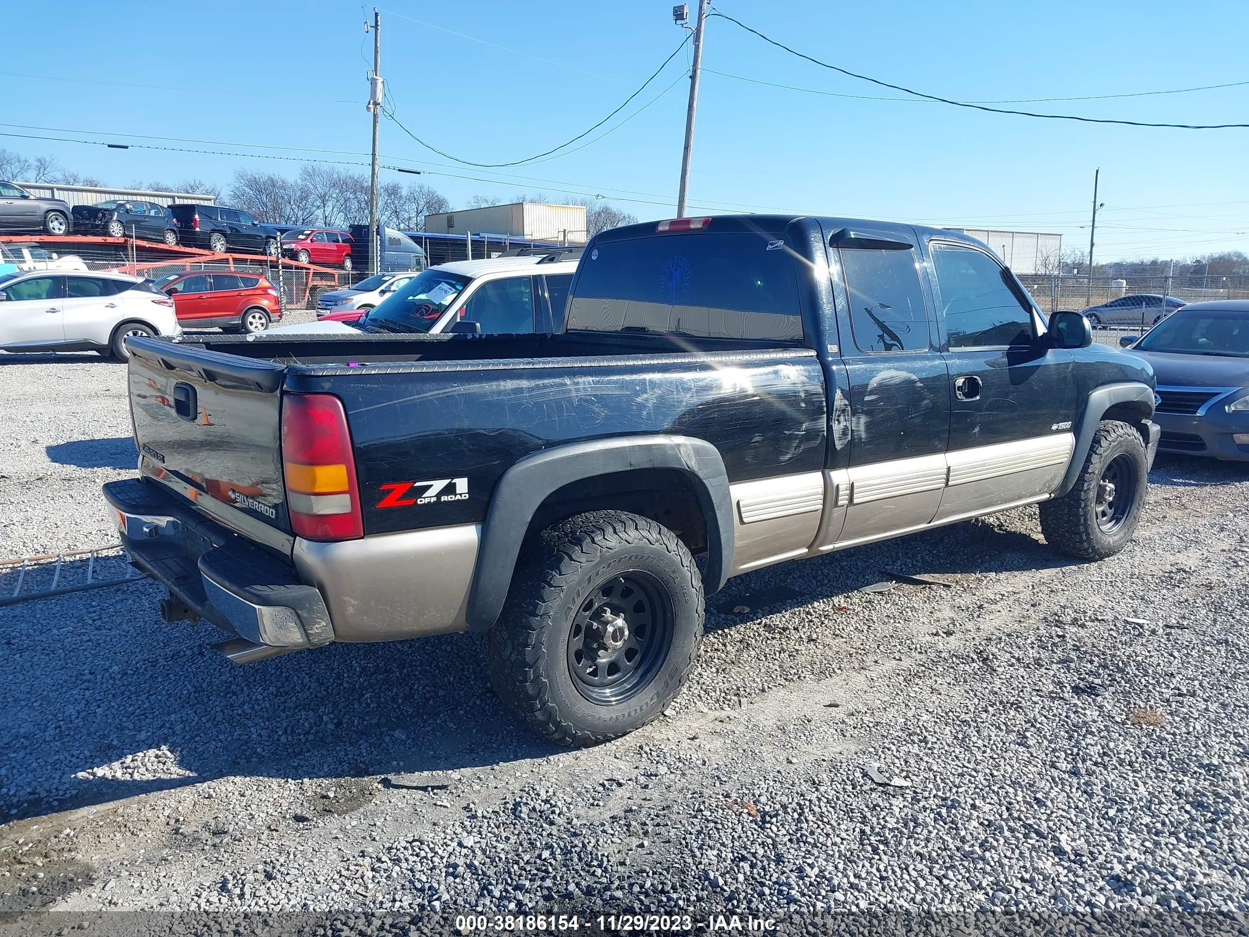 Photo 3 VIN: 1GCEK19T6XE250097 - CHEVROLET SILVERADO 