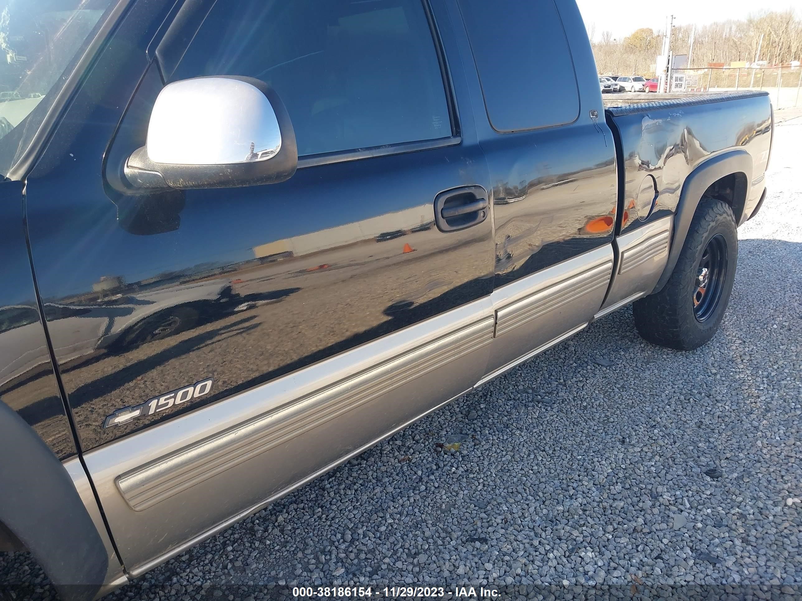 Photo 5 VIN: 1GCEK19T6XE250097 - CHEVROLET SILVERADO 