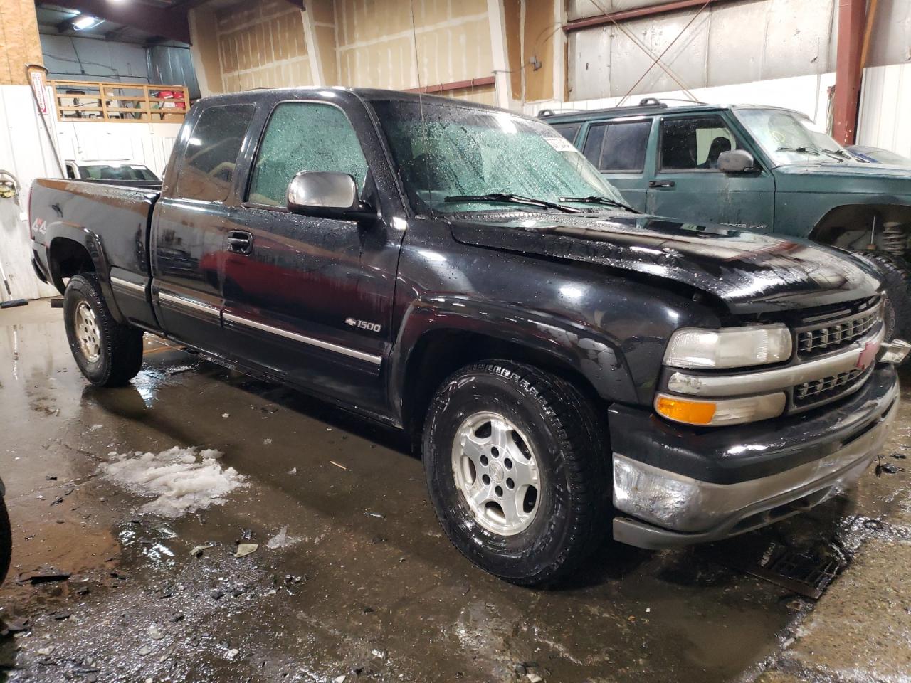 Photo 3 VIN: 1GCEK19T6YZ361386 - CHEVROLET SILVERADO 