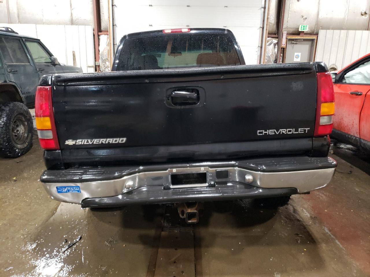 Photo 5 VIN: 1GCEK19T6YZ361386 - CHEVROLET SILVERADO 