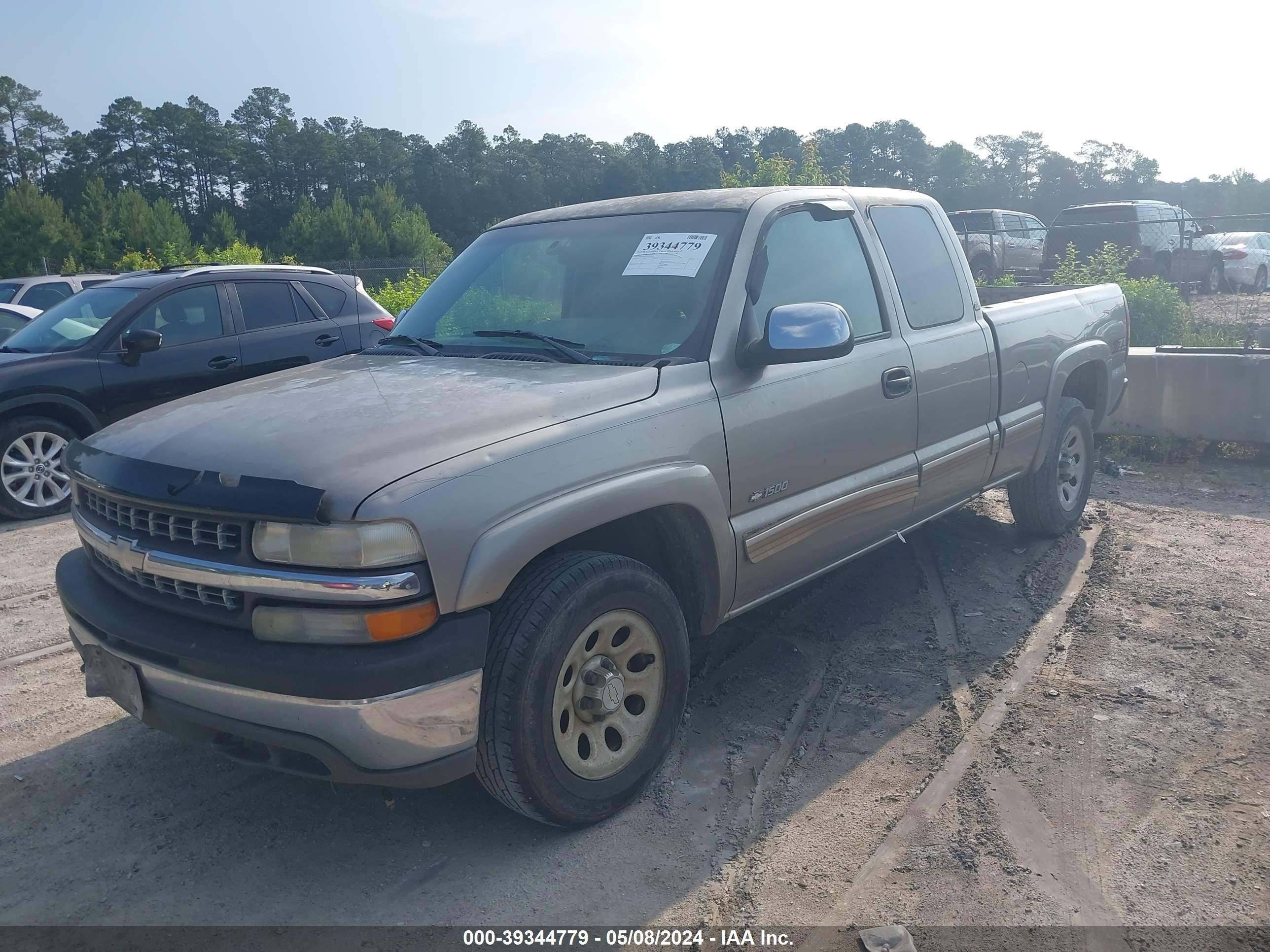 Photo 1 VIN: 1GCEK19T71E114438 - CHEVROLET SILVERADO 