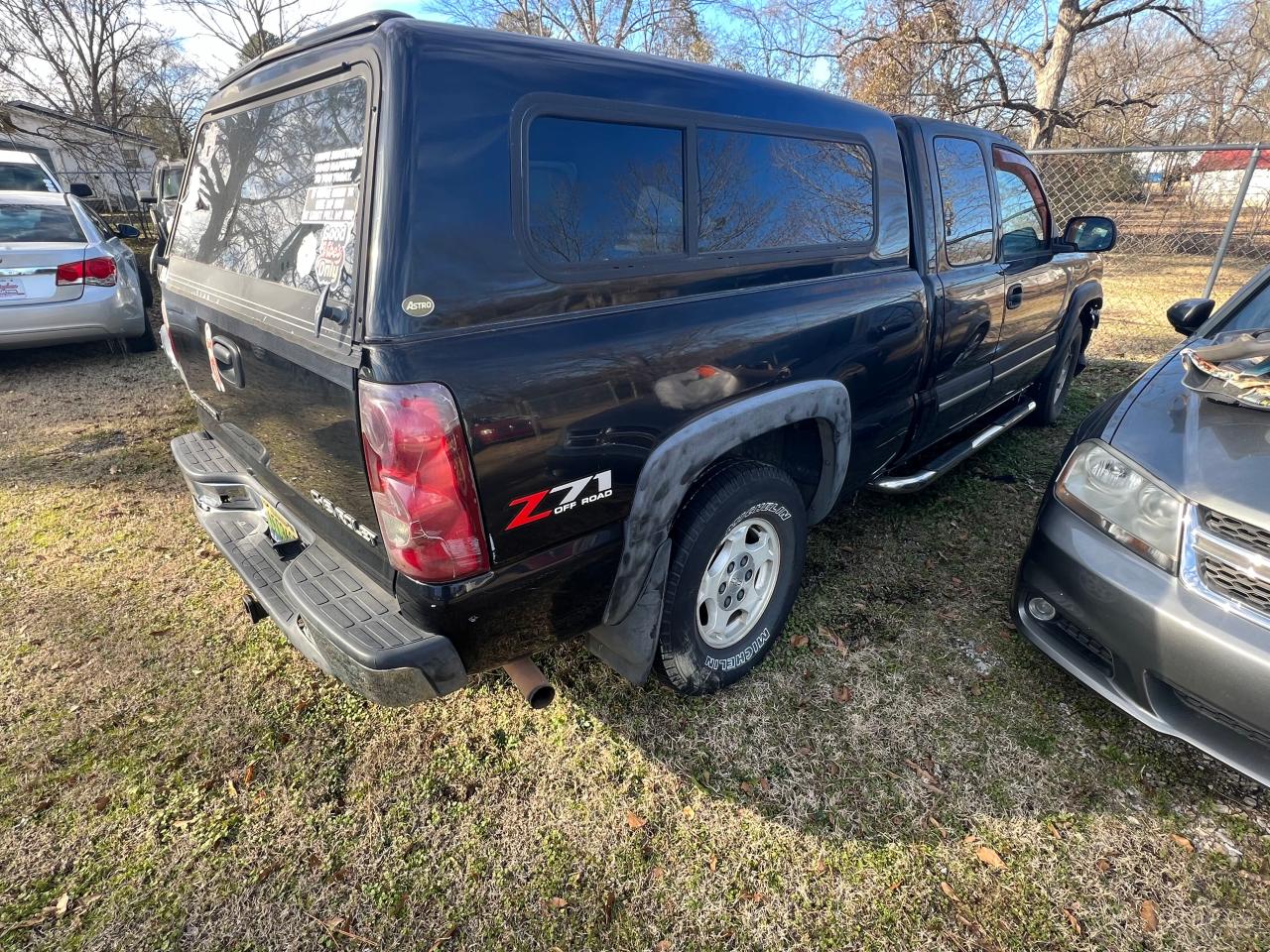 Photo 3 VIN: 1GCEK19T73E353927 - CHEVROLET SILVERADO 