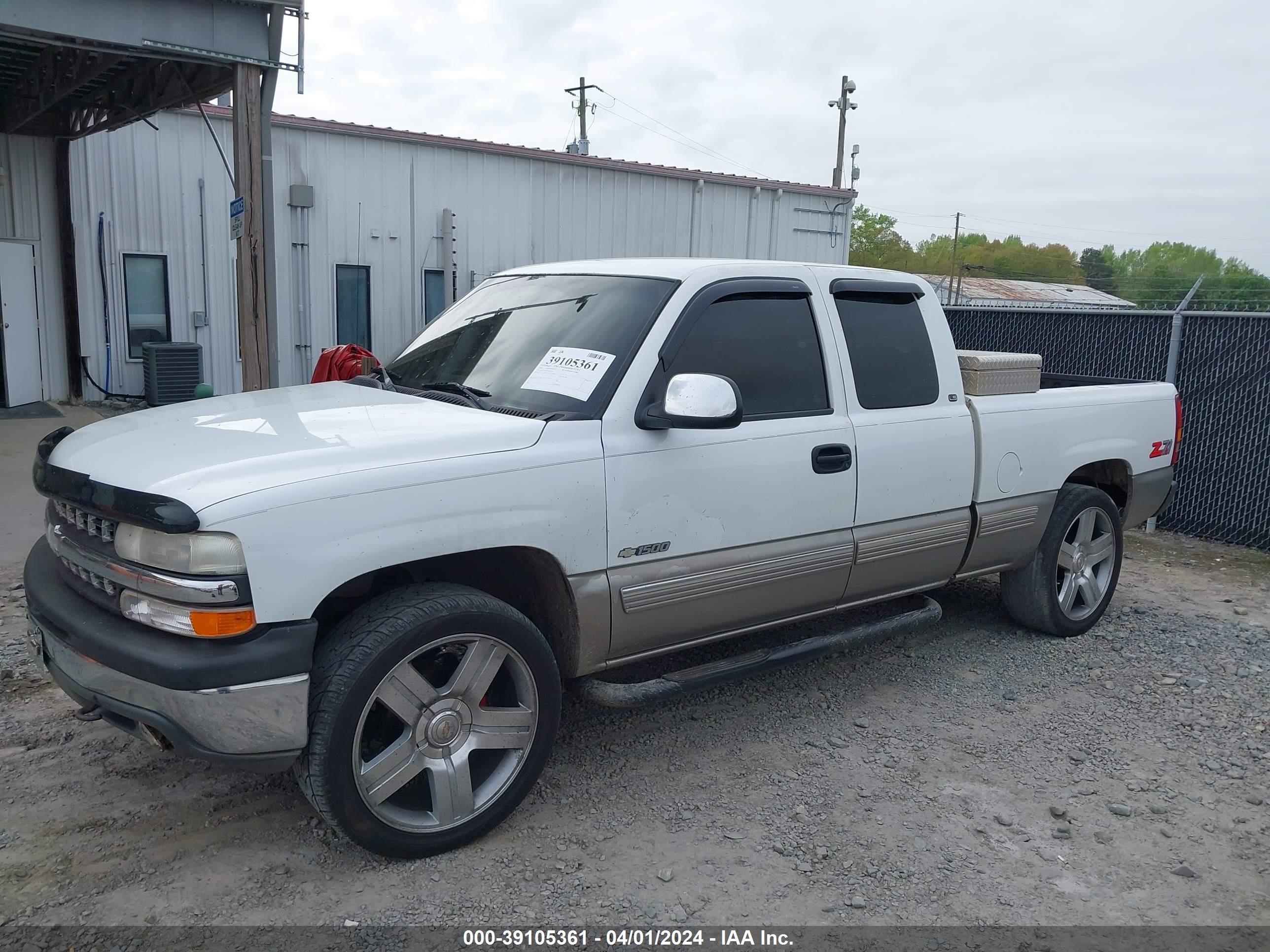 Photo 1 VIN: 1GCEK19T7XE169626 - CHEVROLET SILVERADO 