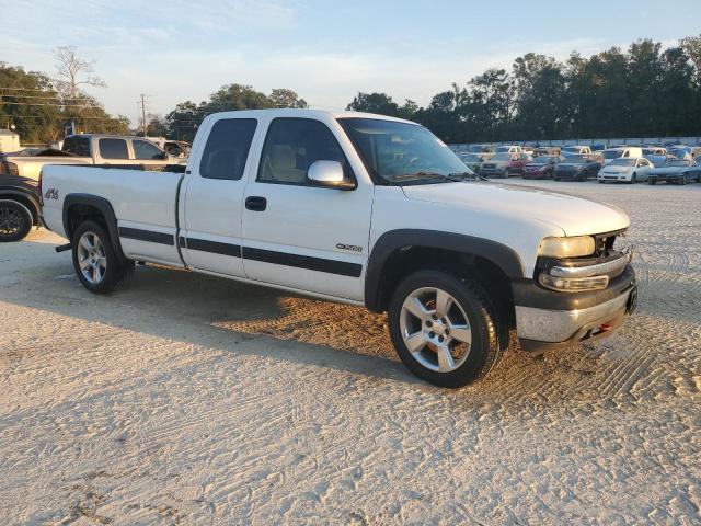 Photo 3 VIN: 1GCEK19T7YE403619 - CHEVROLET SILVERADO 