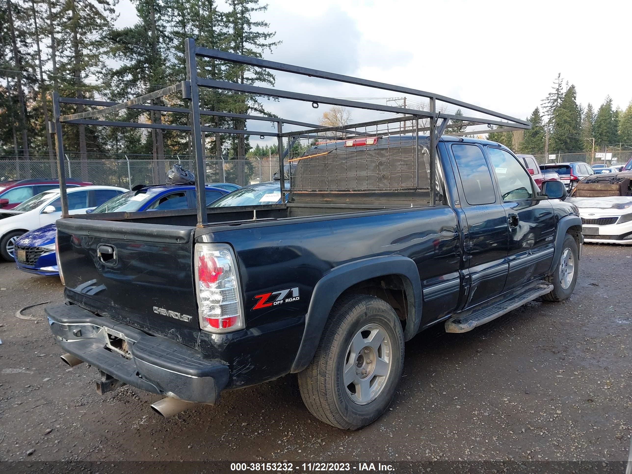 Photo 3 VIN: 1GCEK19T82E254919 - CHEVROLET SILVERADO 