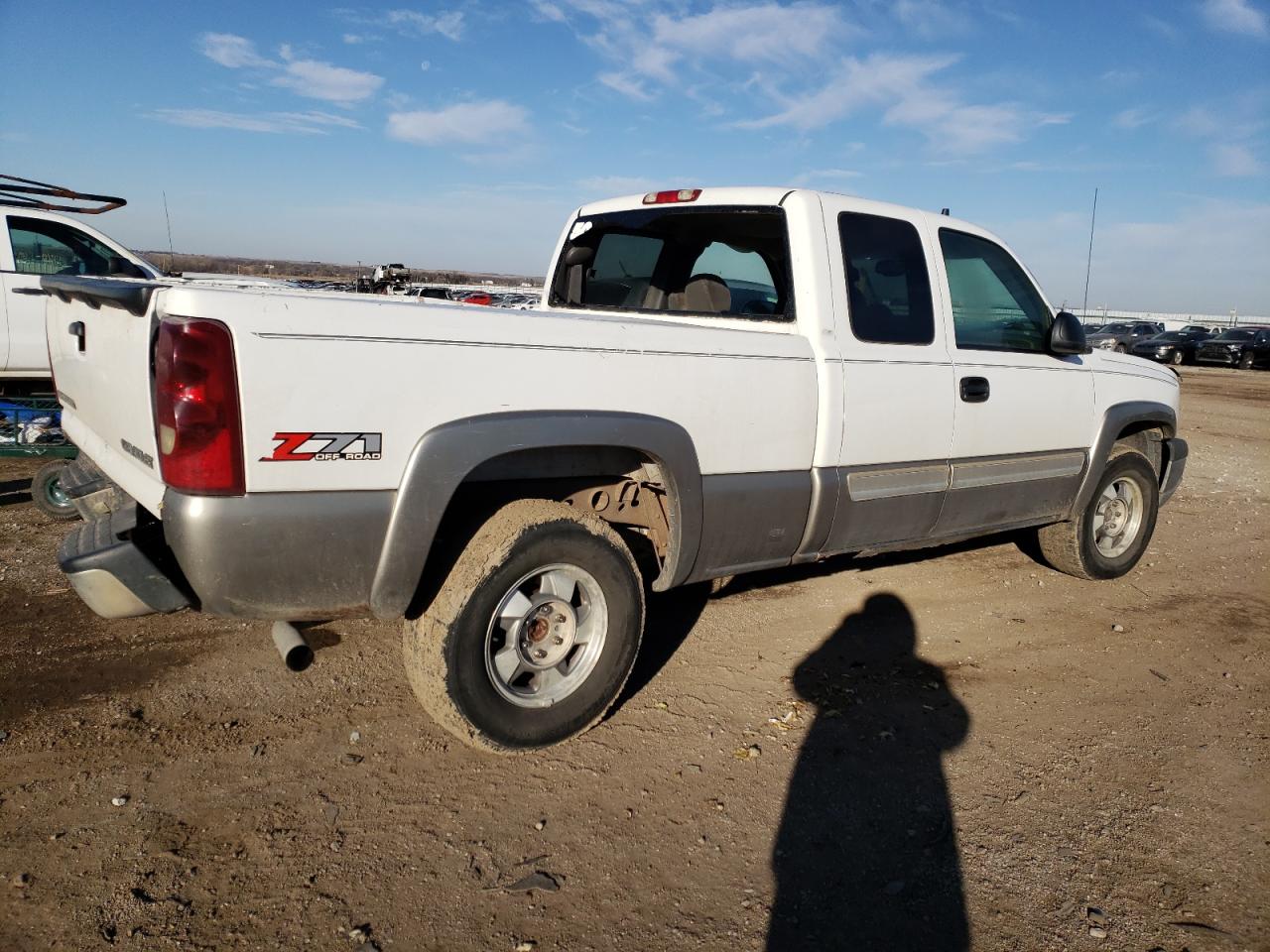 Photo 2 VIN: 1GCEK19T83Z135309 - CHEVROLET SILVERADO 