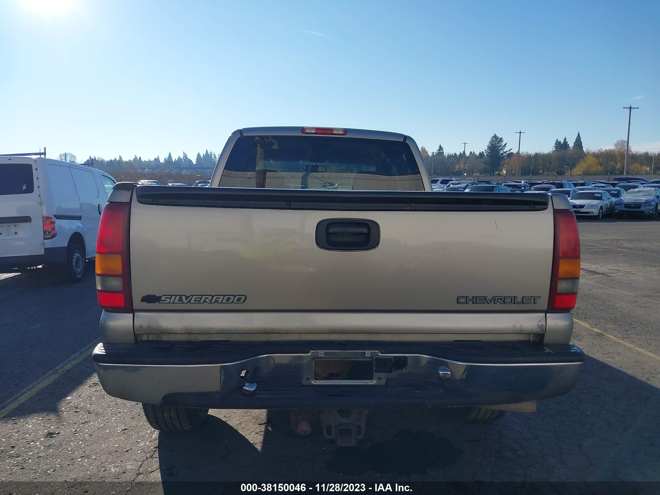 Photo 16 VIN: 1GCEK19T8XE162135 - CHEVROLET SILVERADO 