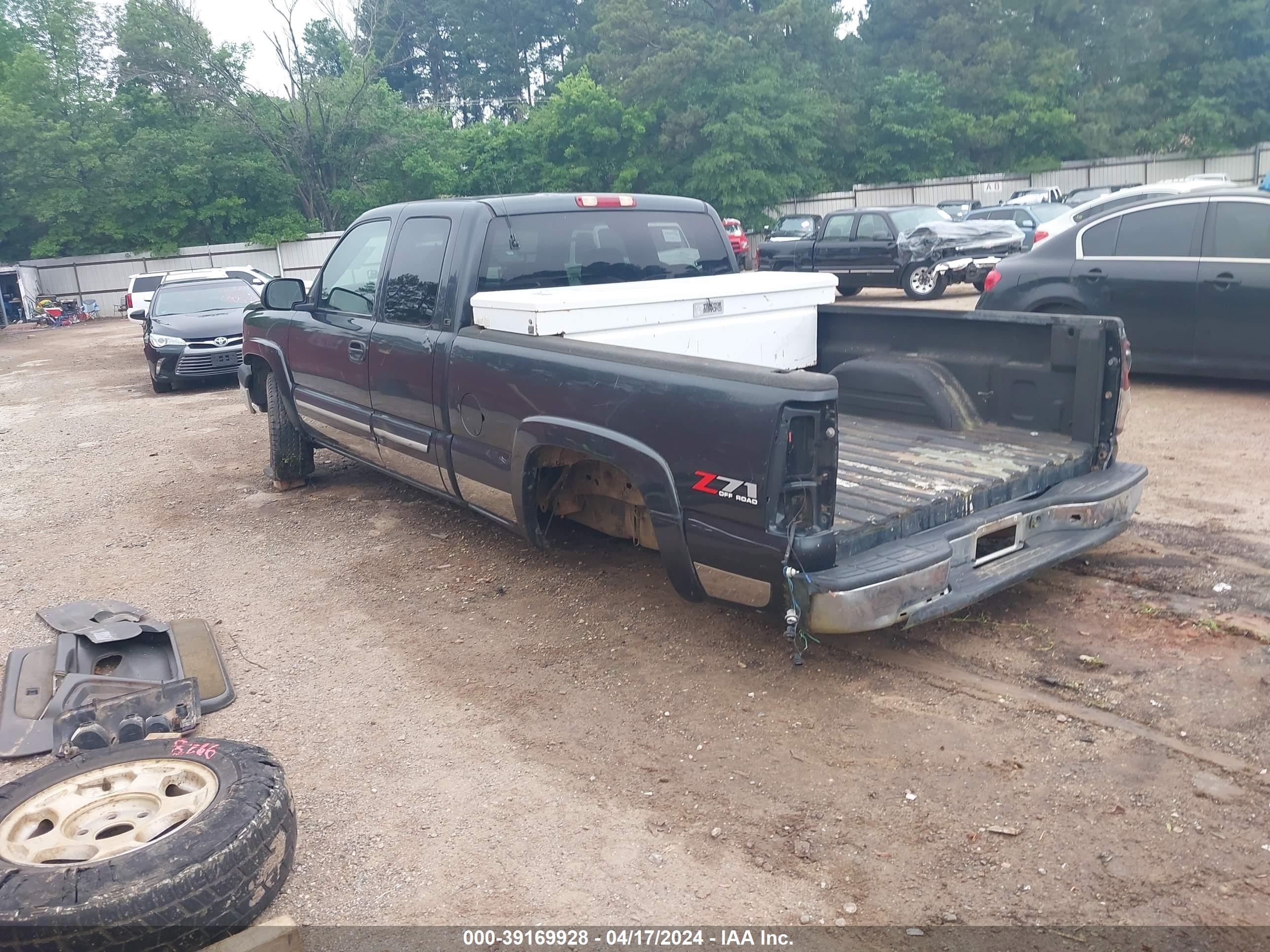 Photo 2 VIN: 1GCEK19T93E178760 - CHEVROLET SILVERADO 