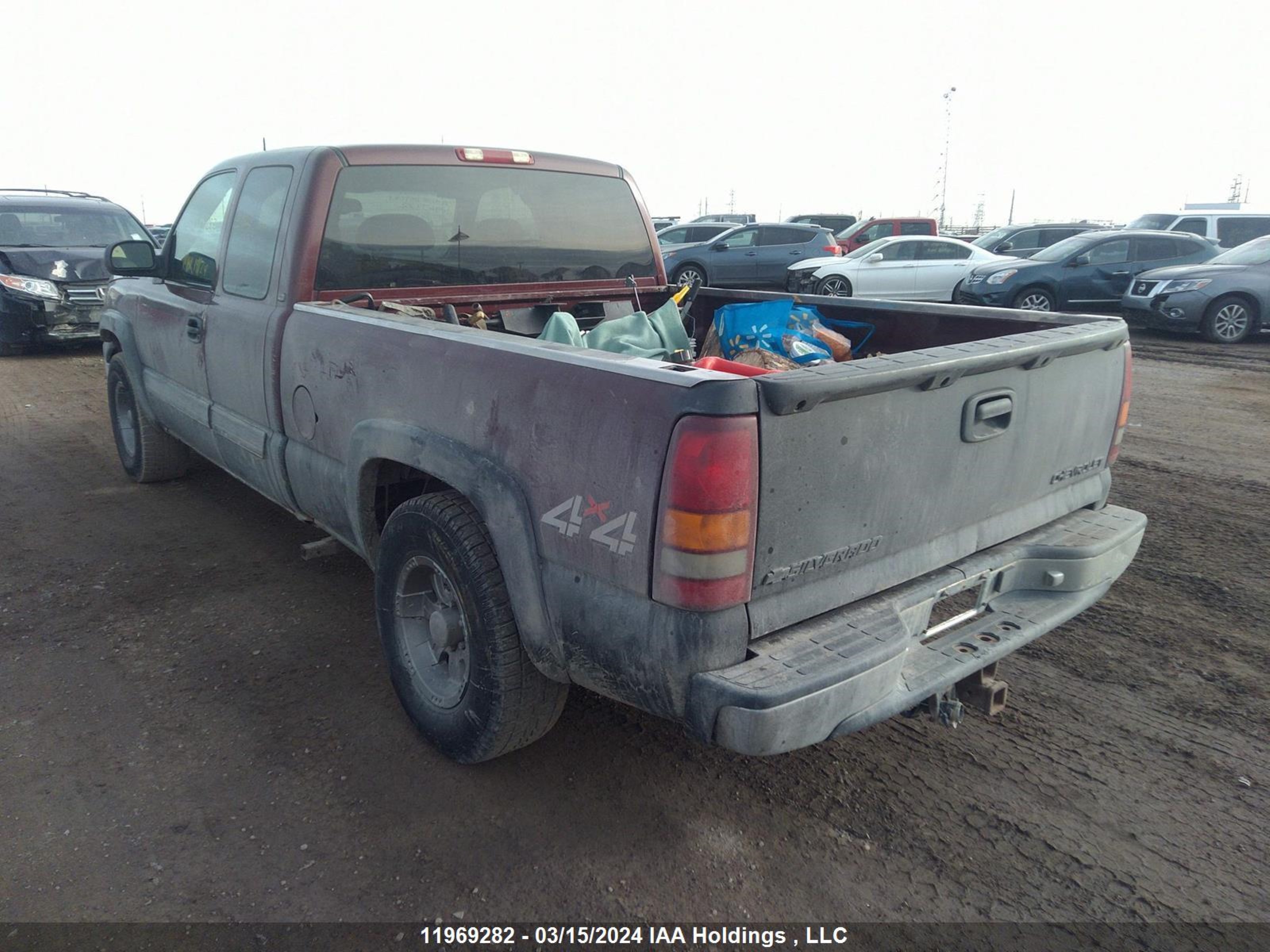 Photo 2 VIN: 1GCEK19T93Z115845 - CHEVROLET SILVERADO 