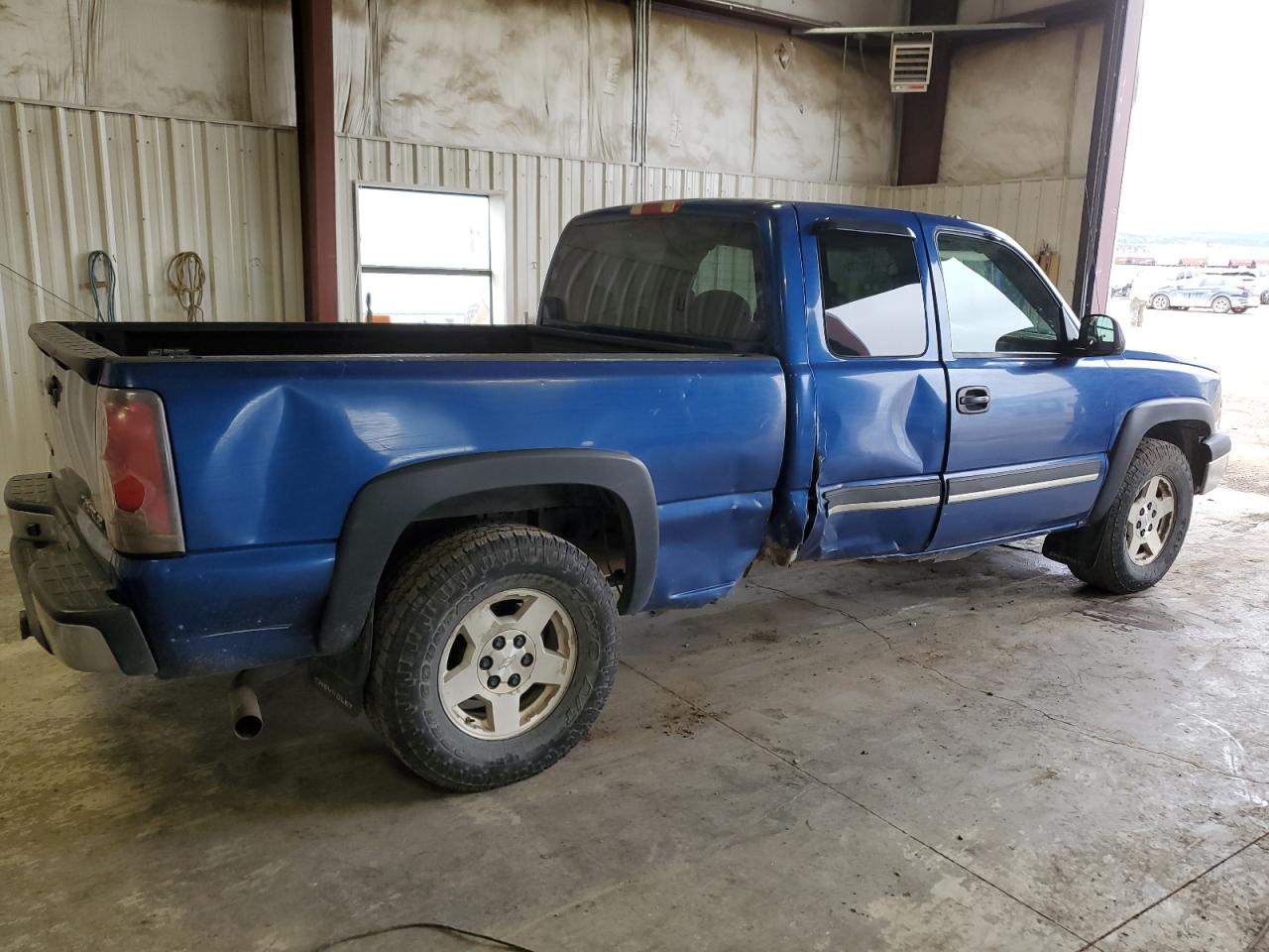 Photo 2 VIN: 1GCEK19T94E245696 - CHEVROLET SILVERADO 