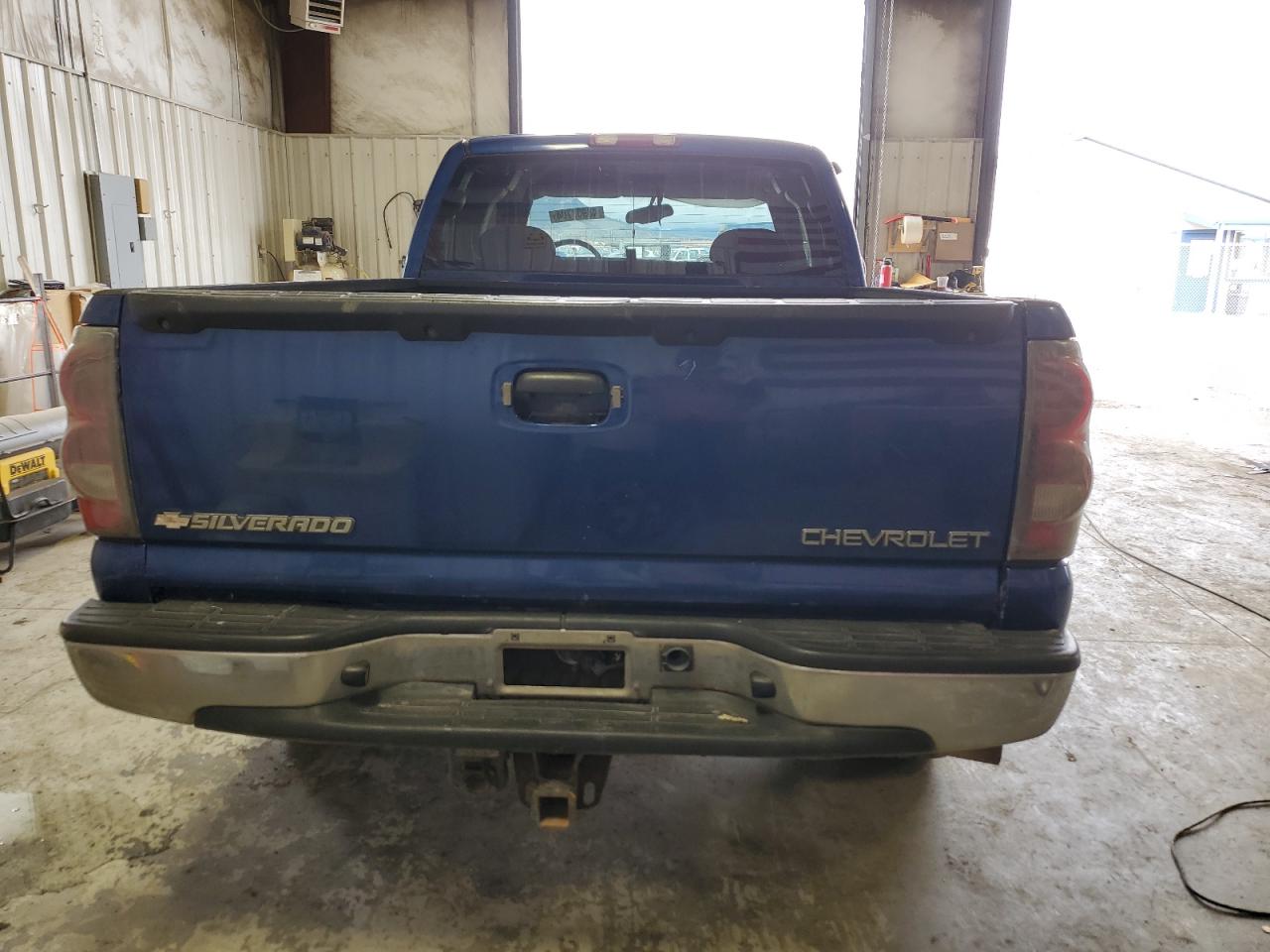 Photo 5 VIN: 1GCEK19T94E245696 - CHEVROLET SILVERADO 