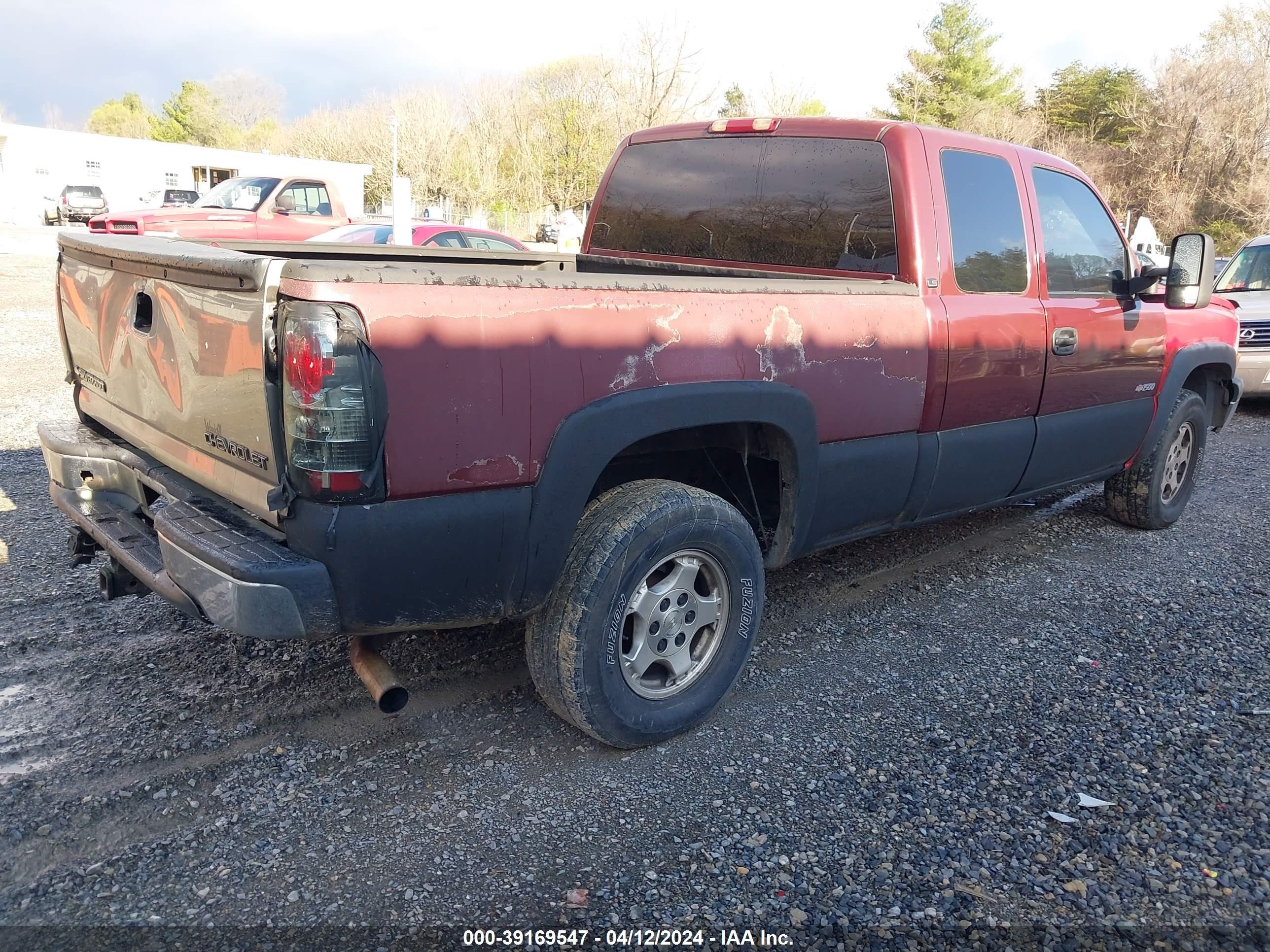 Photo 3 VIN: 1GCEK19TX2E160539 - CHEVROLET SILVERADO 