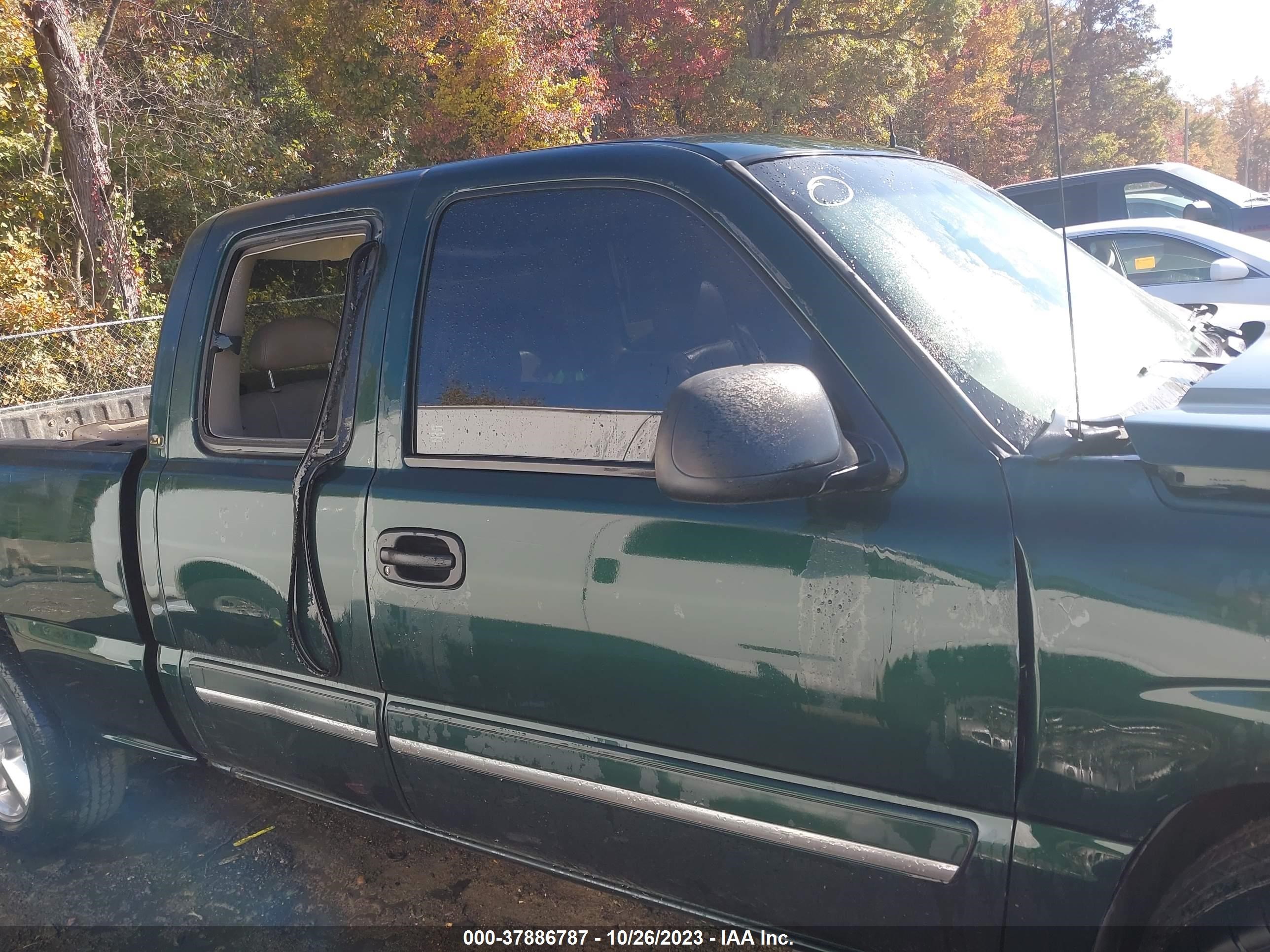 Photo 12 VIN: 1GCEK19TX3E231207 - CHEVROLET SILVERADO 