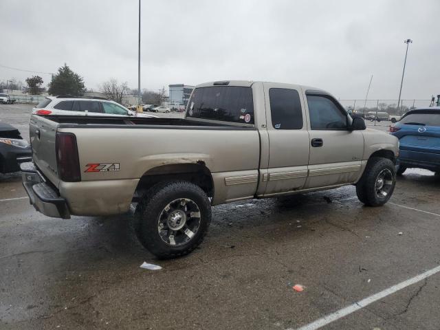 Photo 2 VIN: 1GCEK19TXYE359986 - CHEVROLET SILVERADO 