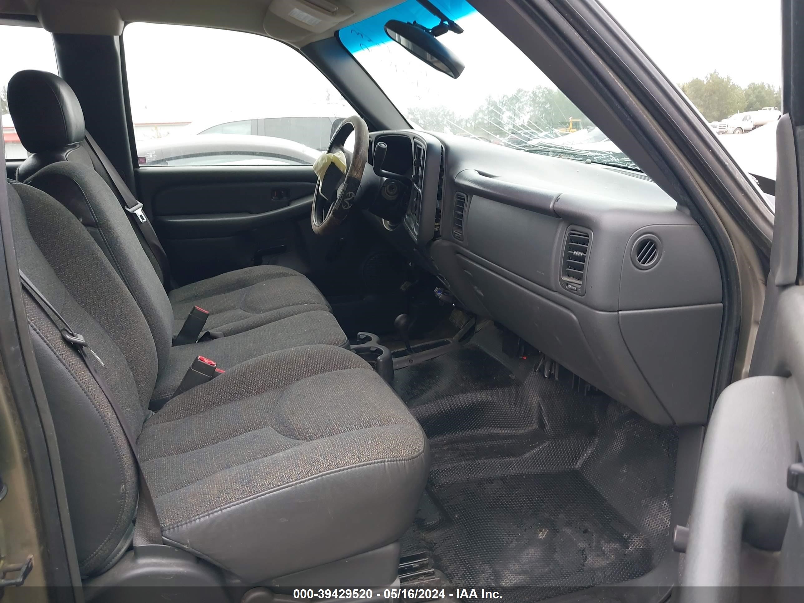 Photo 4 VIN: 1GCEK19V03E343581 - CHEVROLET SILVERADO 