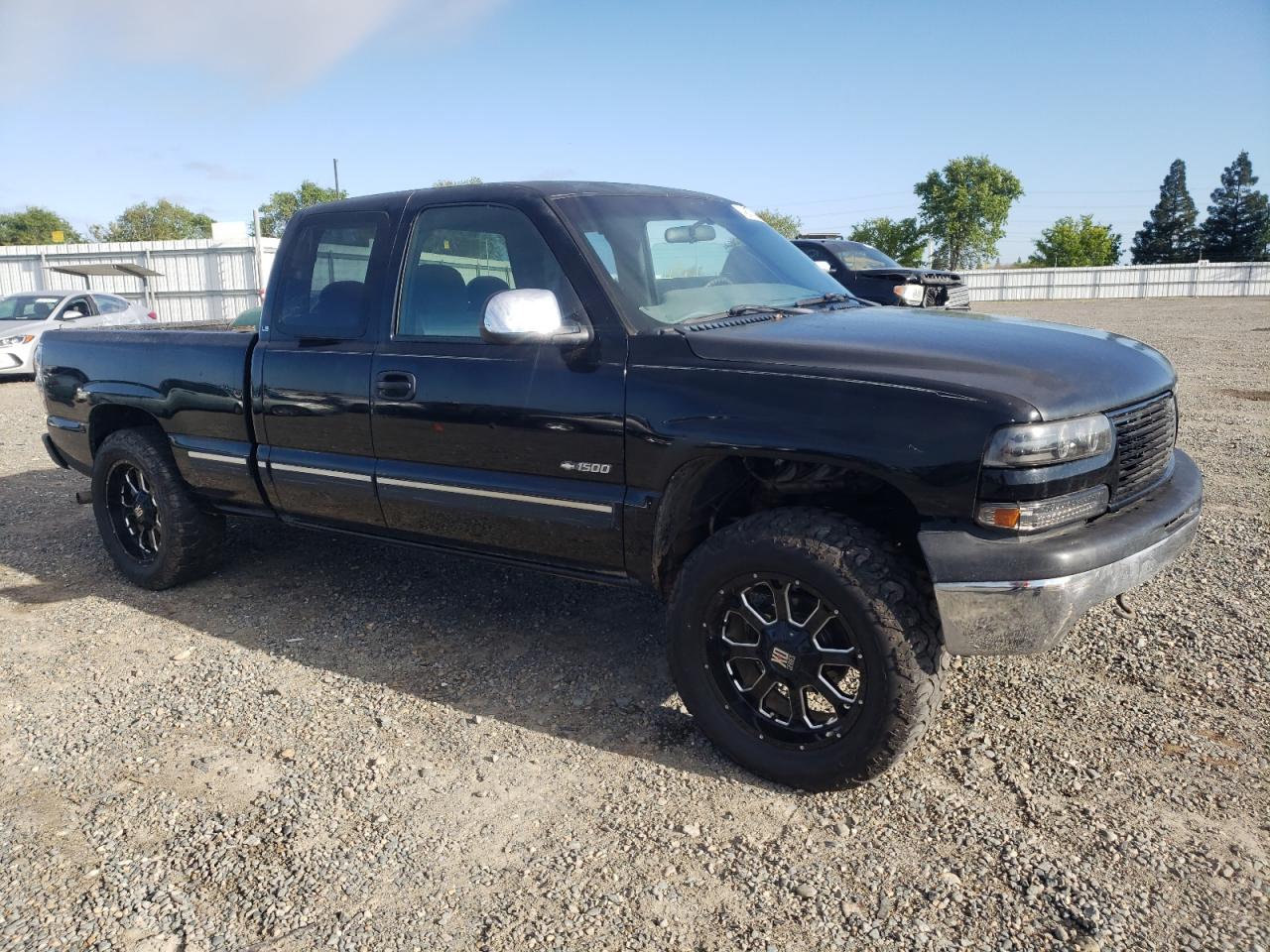 Photo 3 VIN: 1GCEK19V2YE300464 - CHEVROLET SILVERADO 