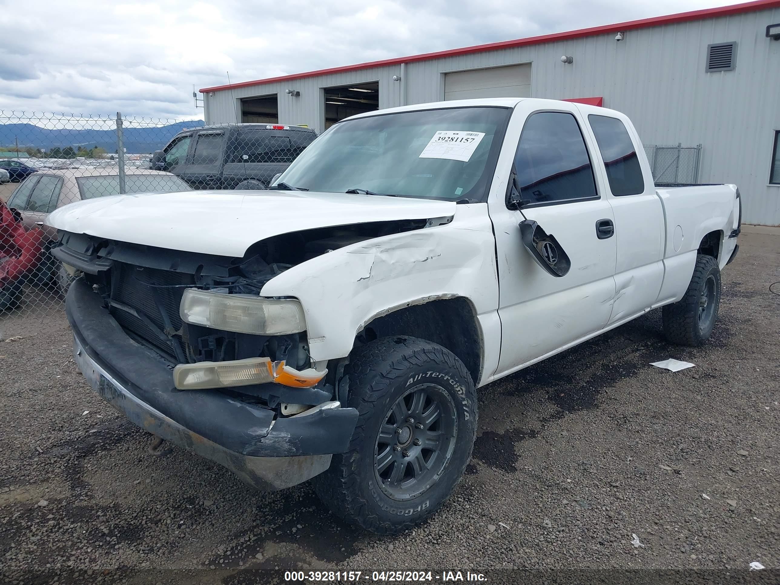 Photo 1 VIN: 1GCEK19V4YE291718 - CHEVROLET SILVERADO 