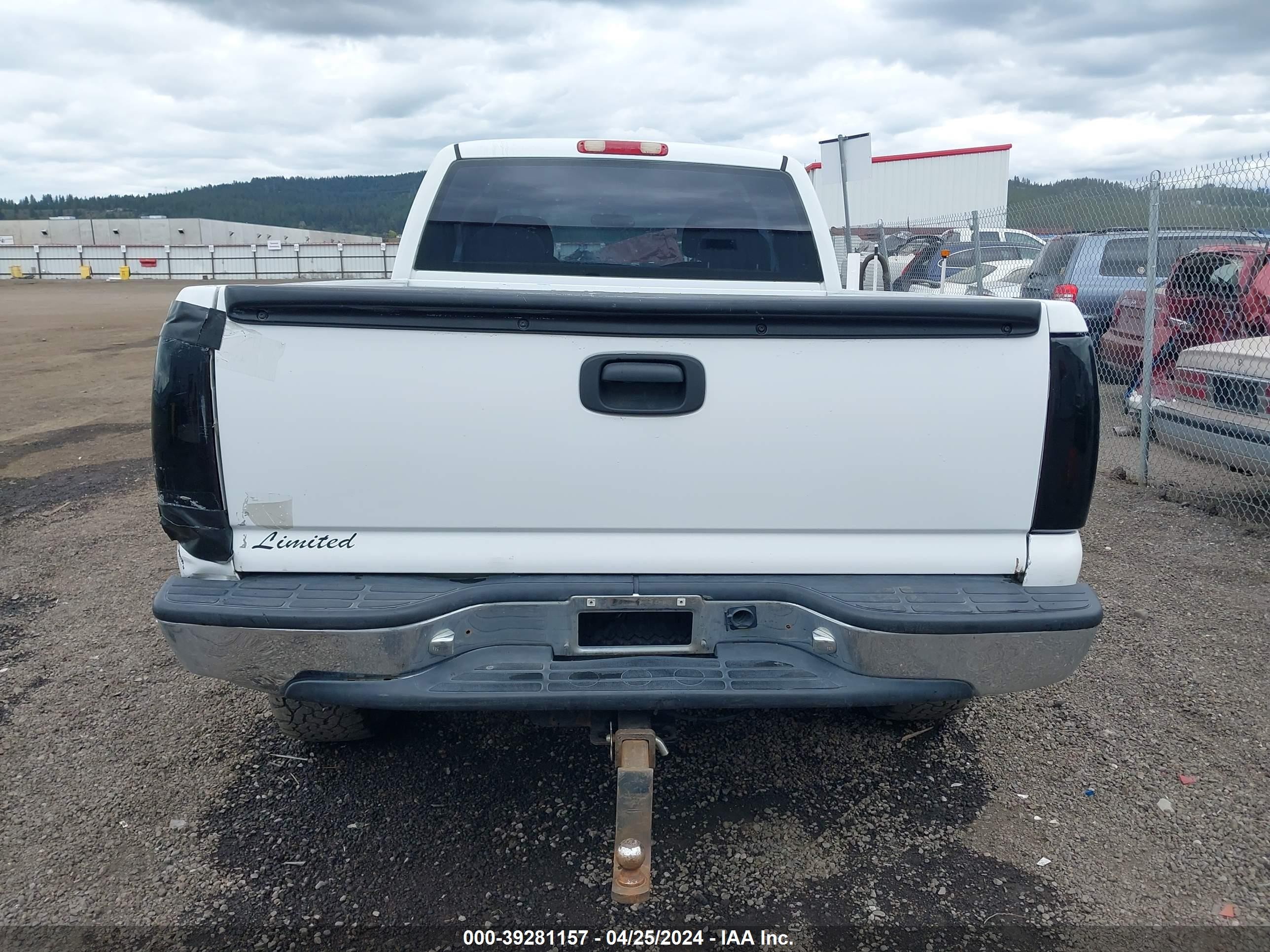 Photo 16 VIN: 1GCEK19V4YE291718 - CHEVROLET SILVERADO 