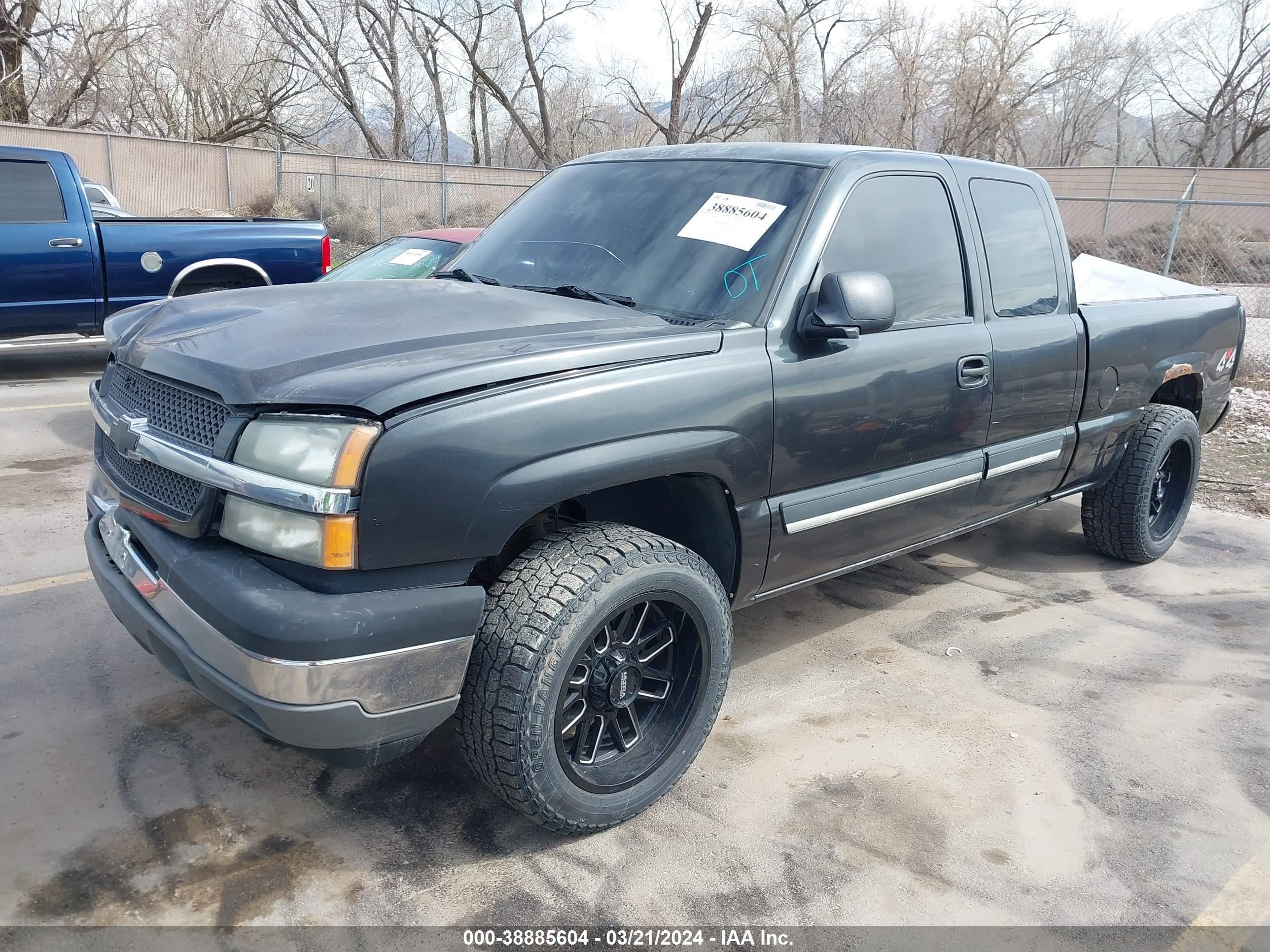 Photo 1 VIN: 1GCEK19V65Z103592 - CHEVROLET SILVERADO 