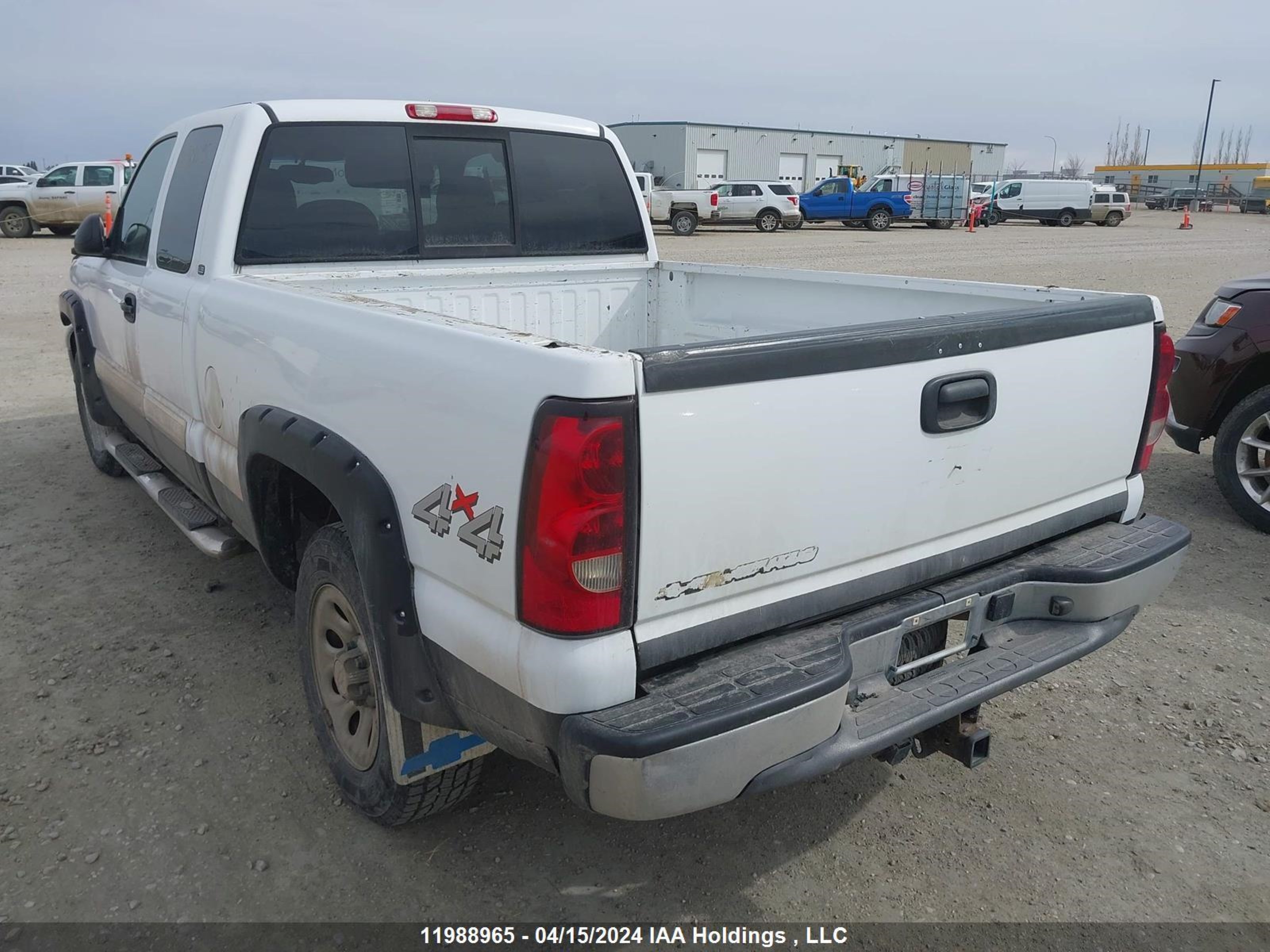 Photo 2 VIN: 1GCEK19V97Z164972 - CHEVROLET SILVERADO 