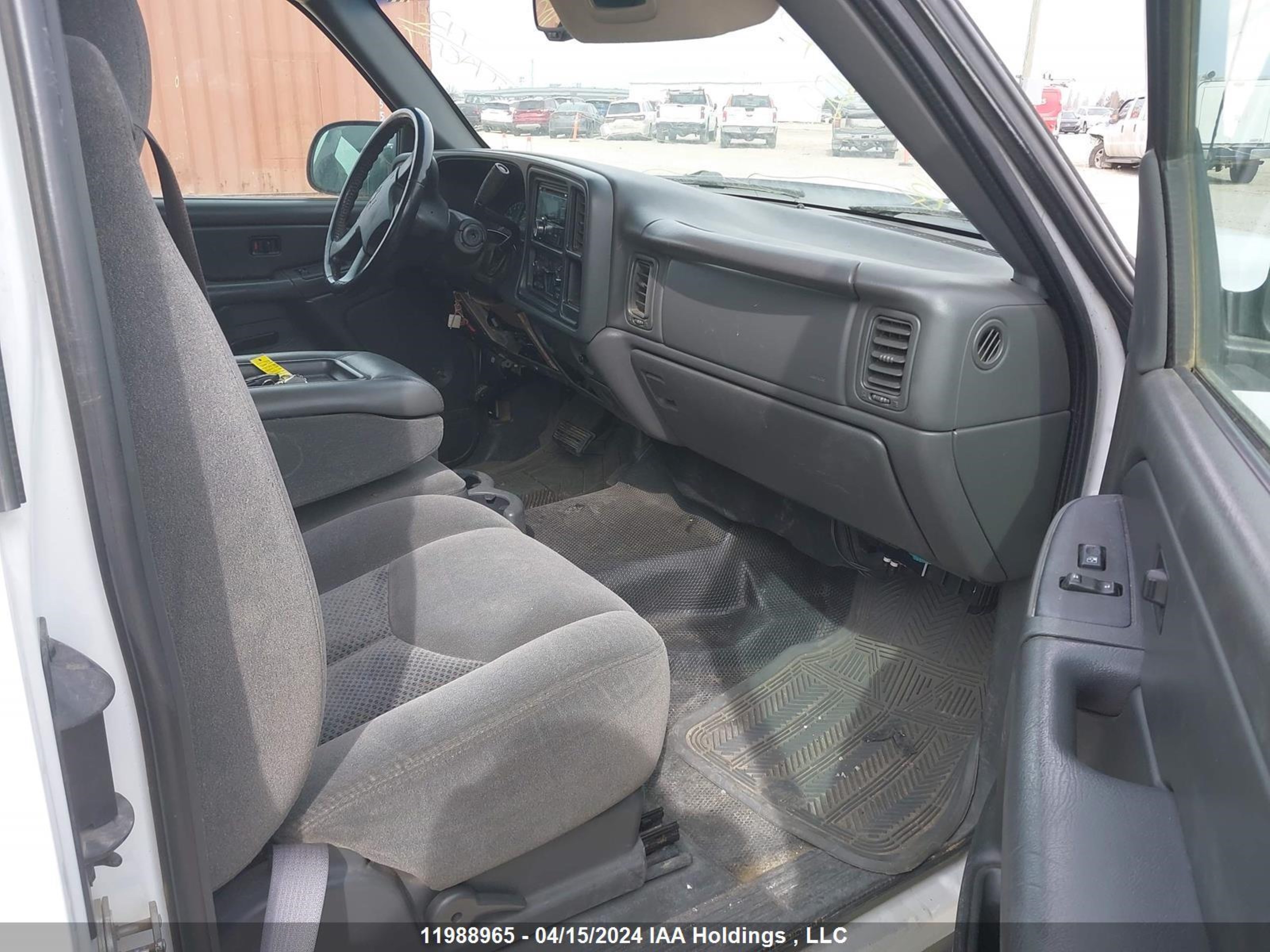 Photo 4 VIN: 1GCEK19V97Z164972 - CHEVROLET SILVERADO 