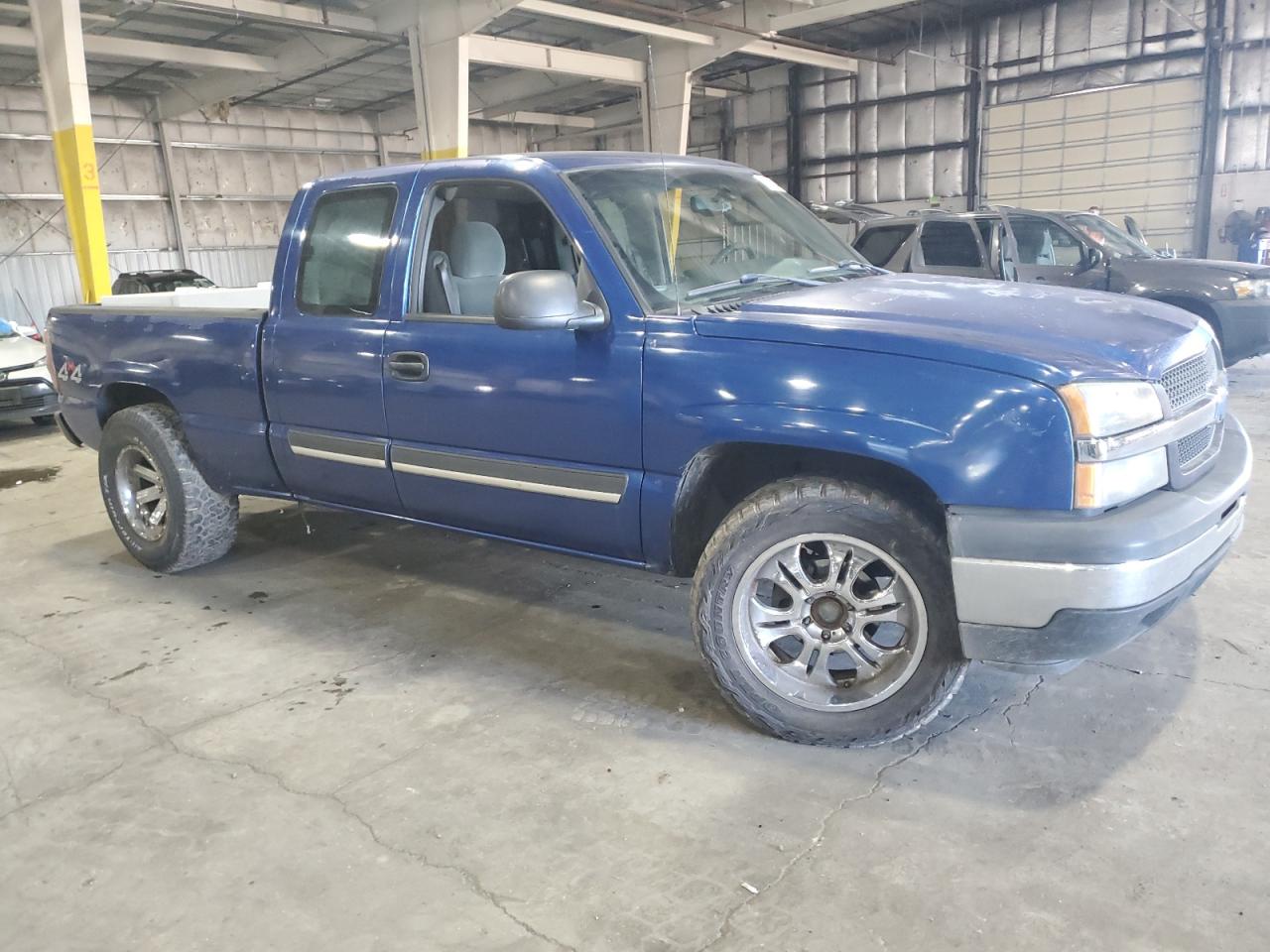 Photo 3 VIN: 1GCEK19VX3E311138 - CHEVROLET SILVERADO 