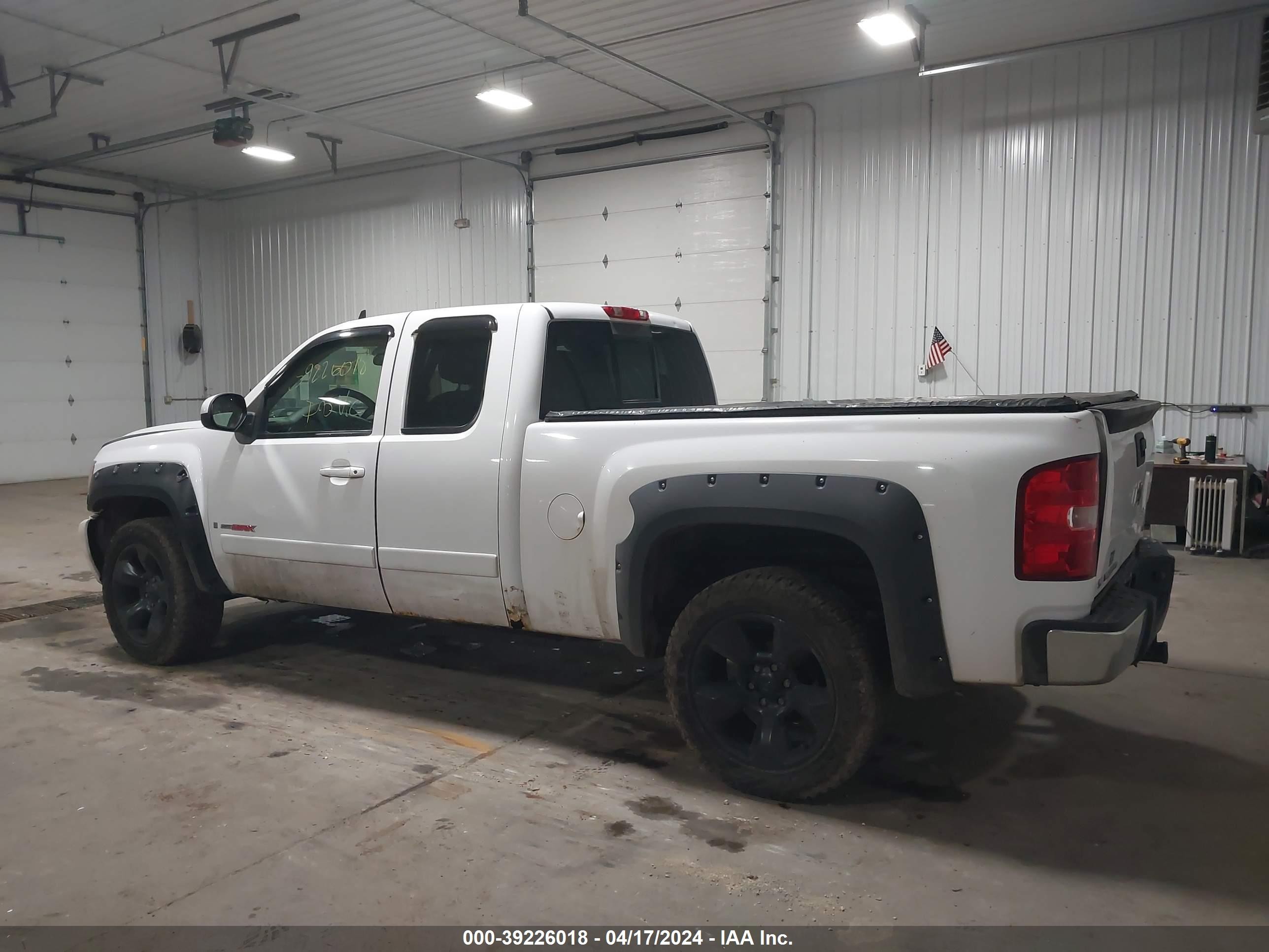 Photo 13 VIN: 1GCEK19Y27Z596586 - CHEVROLET SILVERADO 