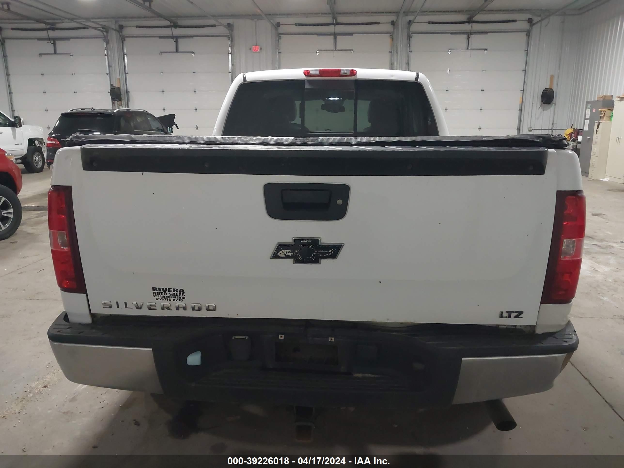 Photo 15 VIN: 1GCEK19Y27Z596586 - CHEVROLET SILVERADO 