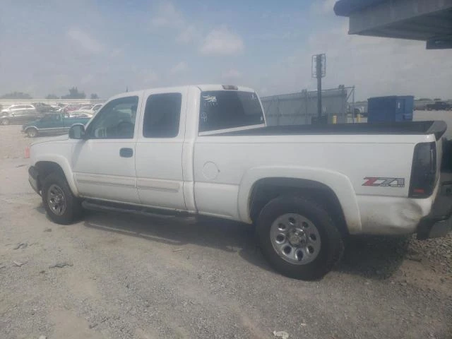 Photo 1 VIN: 1GCEK19Z15Z223643 - CHEVROLET SILVERADO 