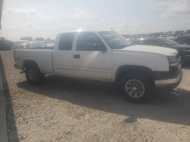 Photo 3 VIN: 1GCEK19Z15Z223643 - CHEVROLET SILVERADO 