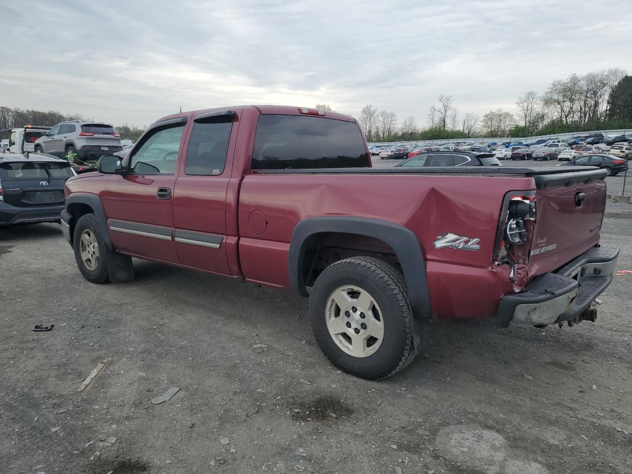 Photo 1 VIN: 1GCEK19Z25Z181841 - CHEVROLET SILVERADO 