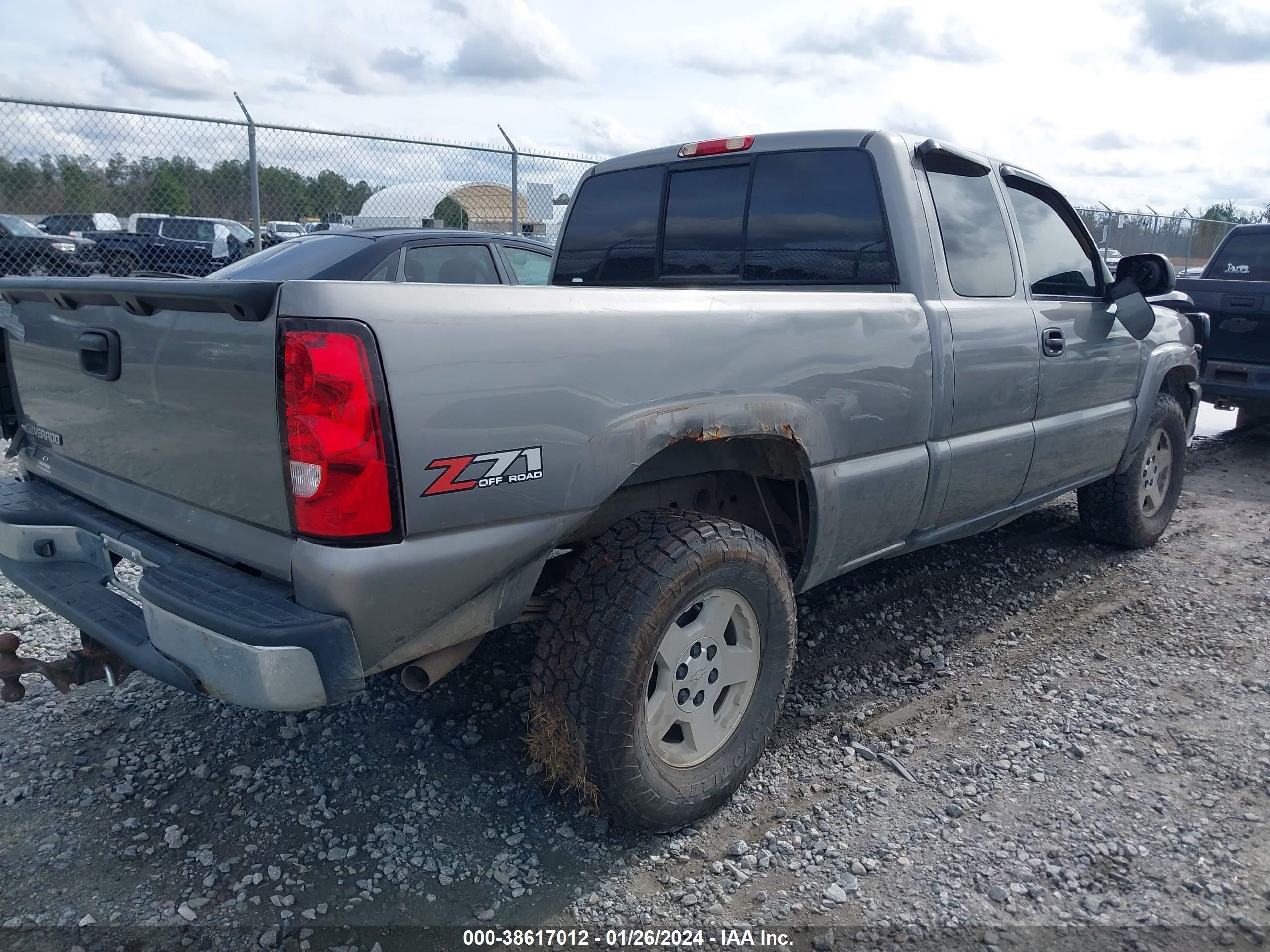 Photo 3 VIN: 1GCEK19Z86Z129874 - CHEVROLET SILVERADO 