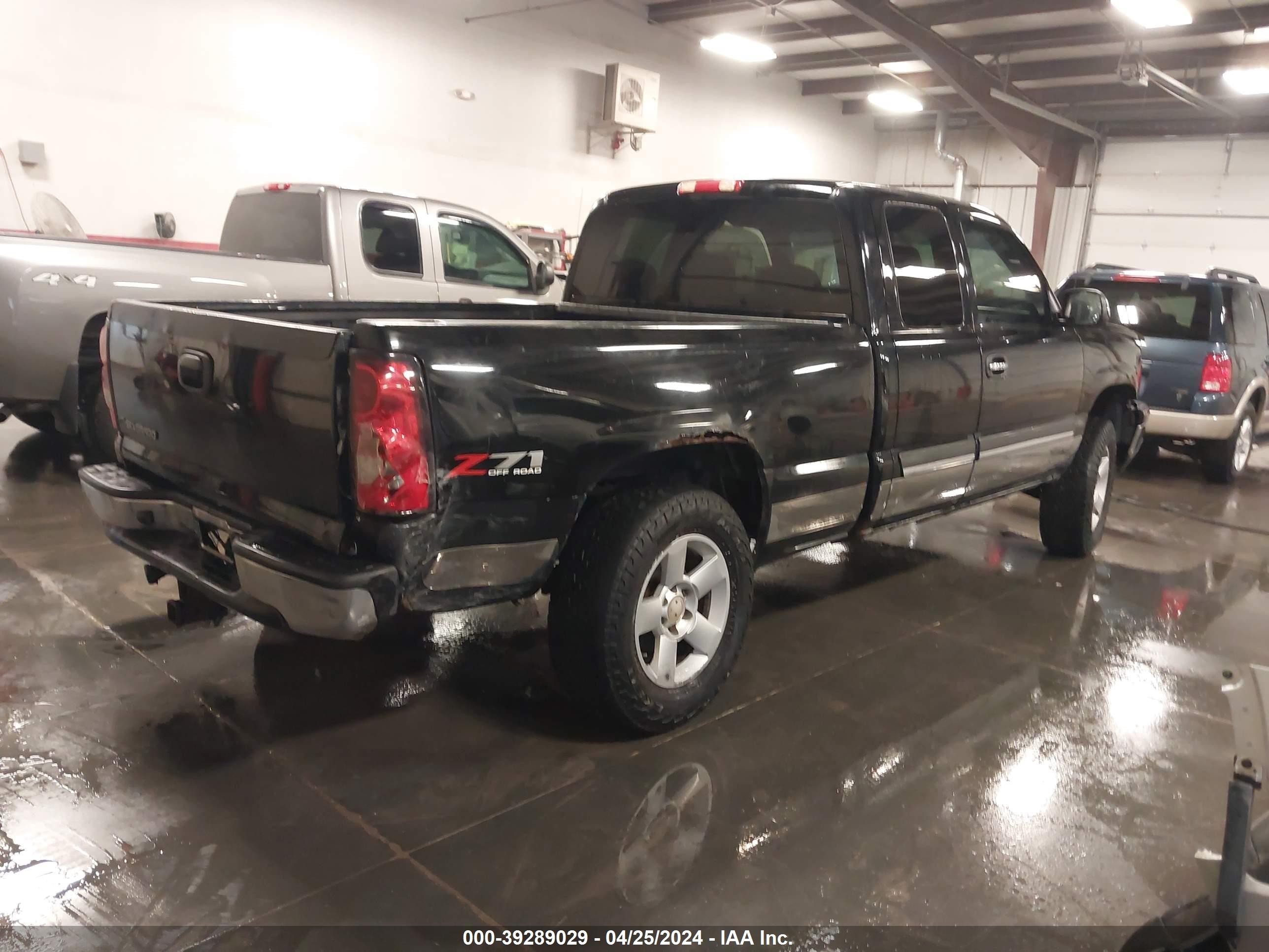 Photo 3 VIN: 1GCEK19Z87Z204686 - CHEVROLET SILVERADO 