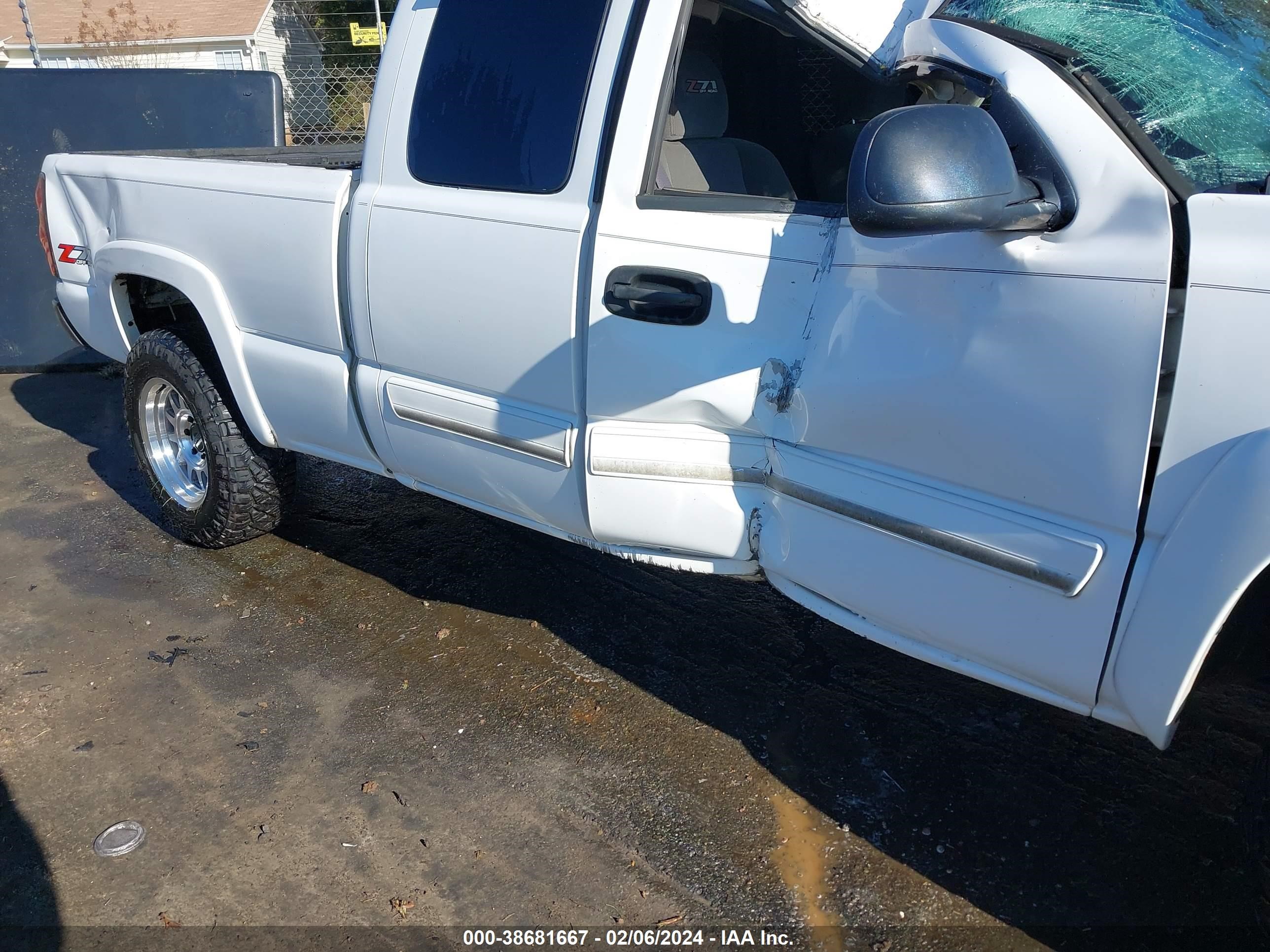 Photo 12 VIN: 1GCEK19Z95Z168522 - CHEVROLET SILVERADO 