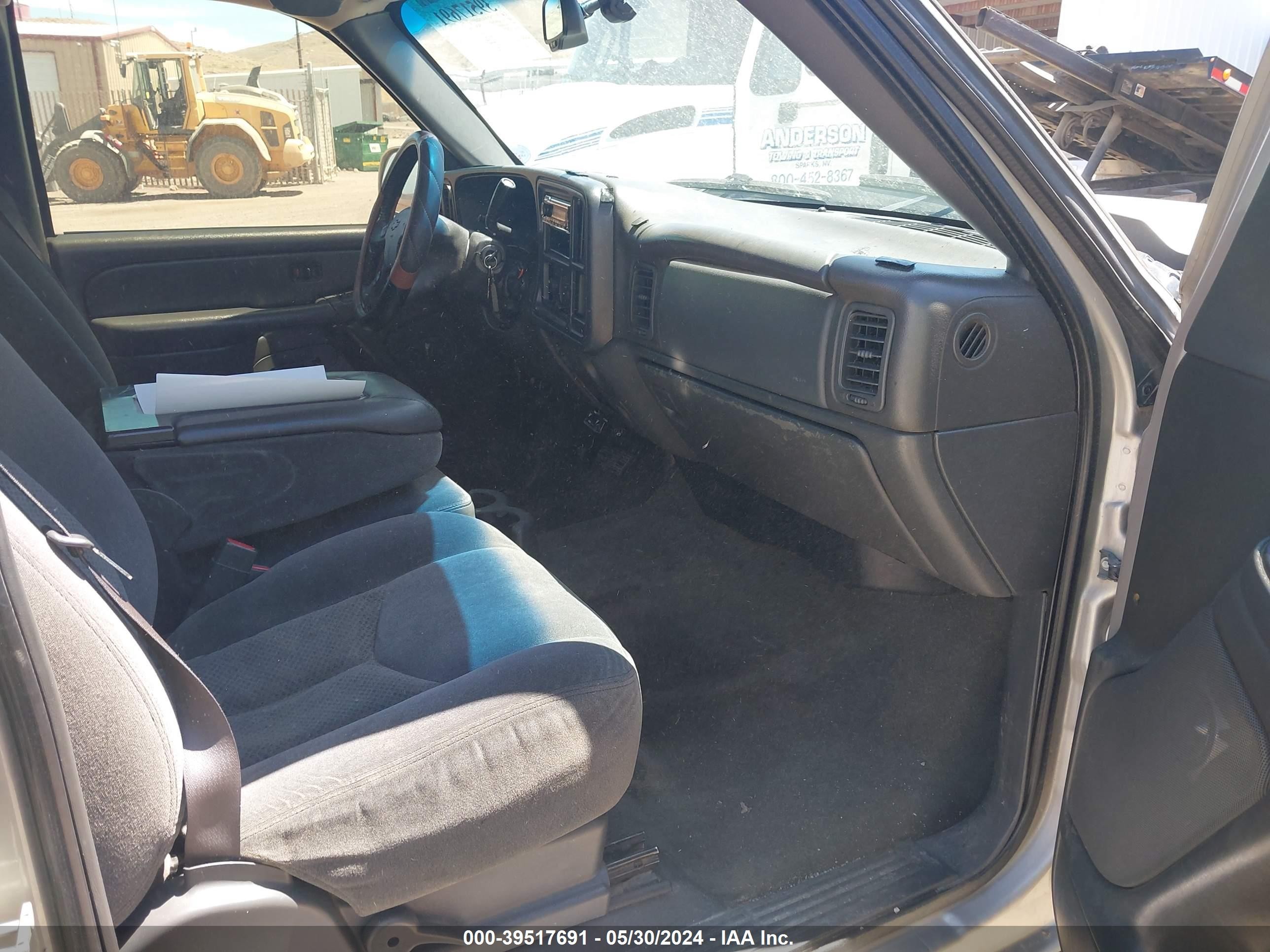 Photo 4 VIN: 1GCEK19Z95Z342573 - CHEVROLET SILVERADO 