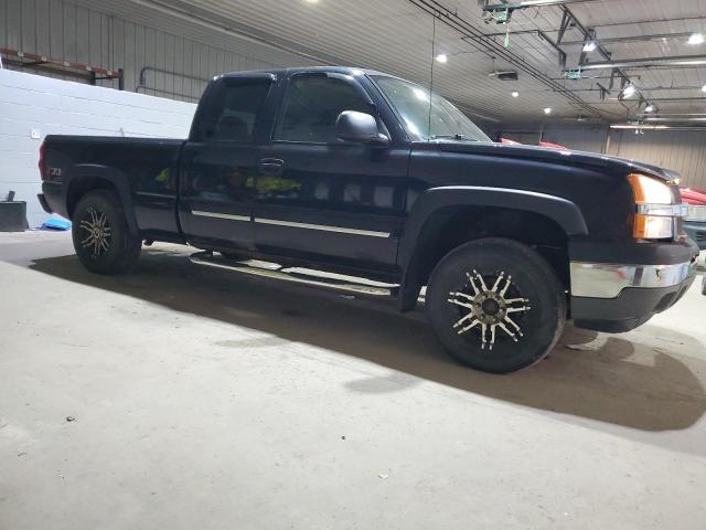 Photo 3 VIN: 1GCEK19ZX5Z244085 - CHEVROLET SILVERADO 