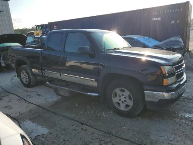 Photo 3 VIN: 1GCEK19ZX6Z298469 - CHEVROLET SILVERADO 