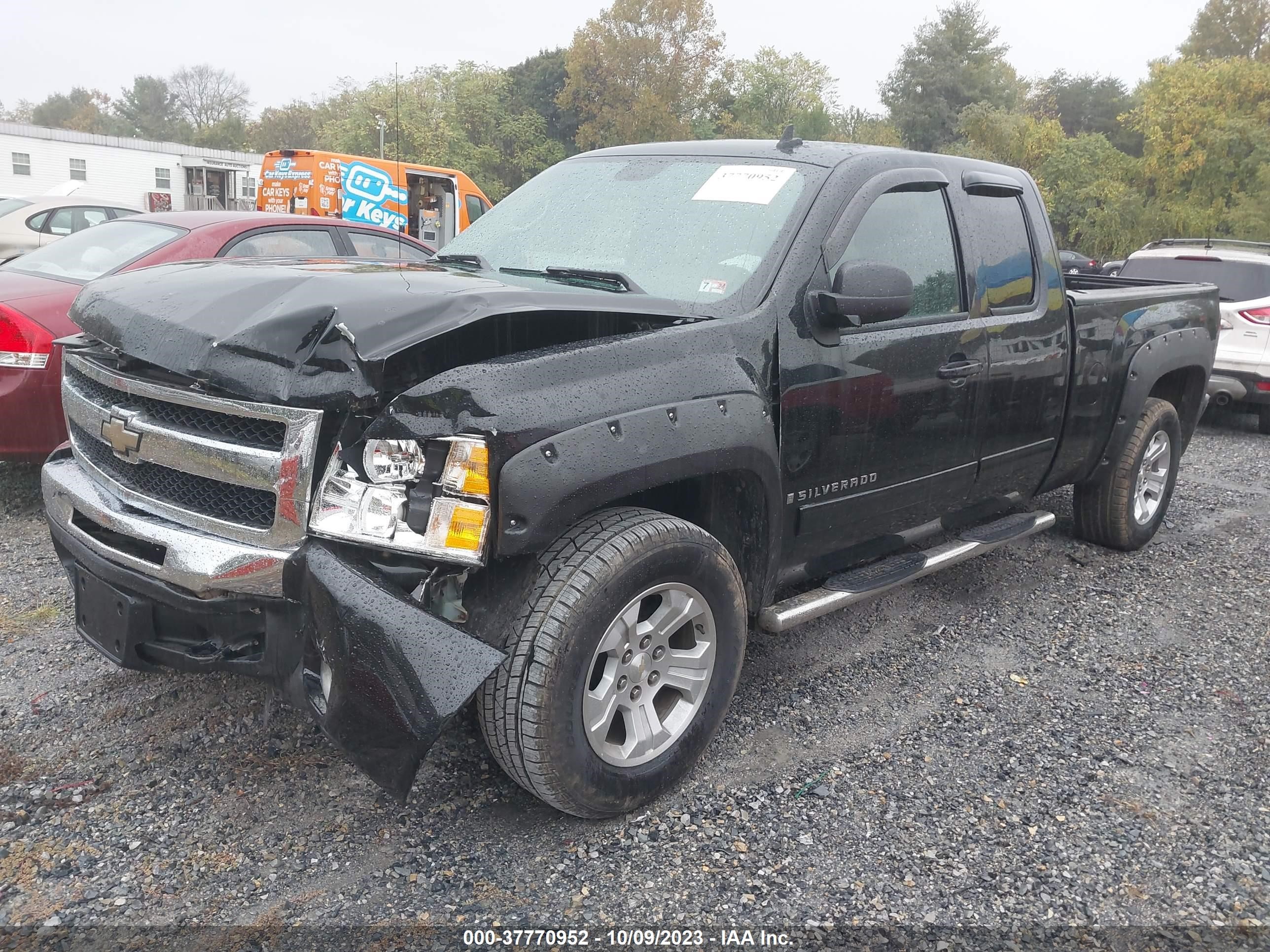 Photo 1 VIN: 1GCEK29009Z183133 - CHEVROLET SILVERADO 