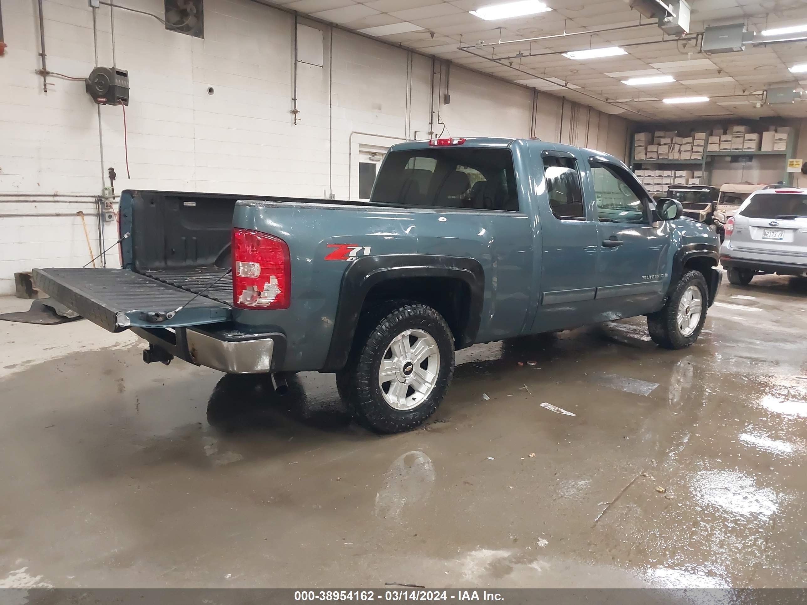 Photo 3 VIN: 1GCEK29069Z123390 - CHEVROLET SILVERADO 