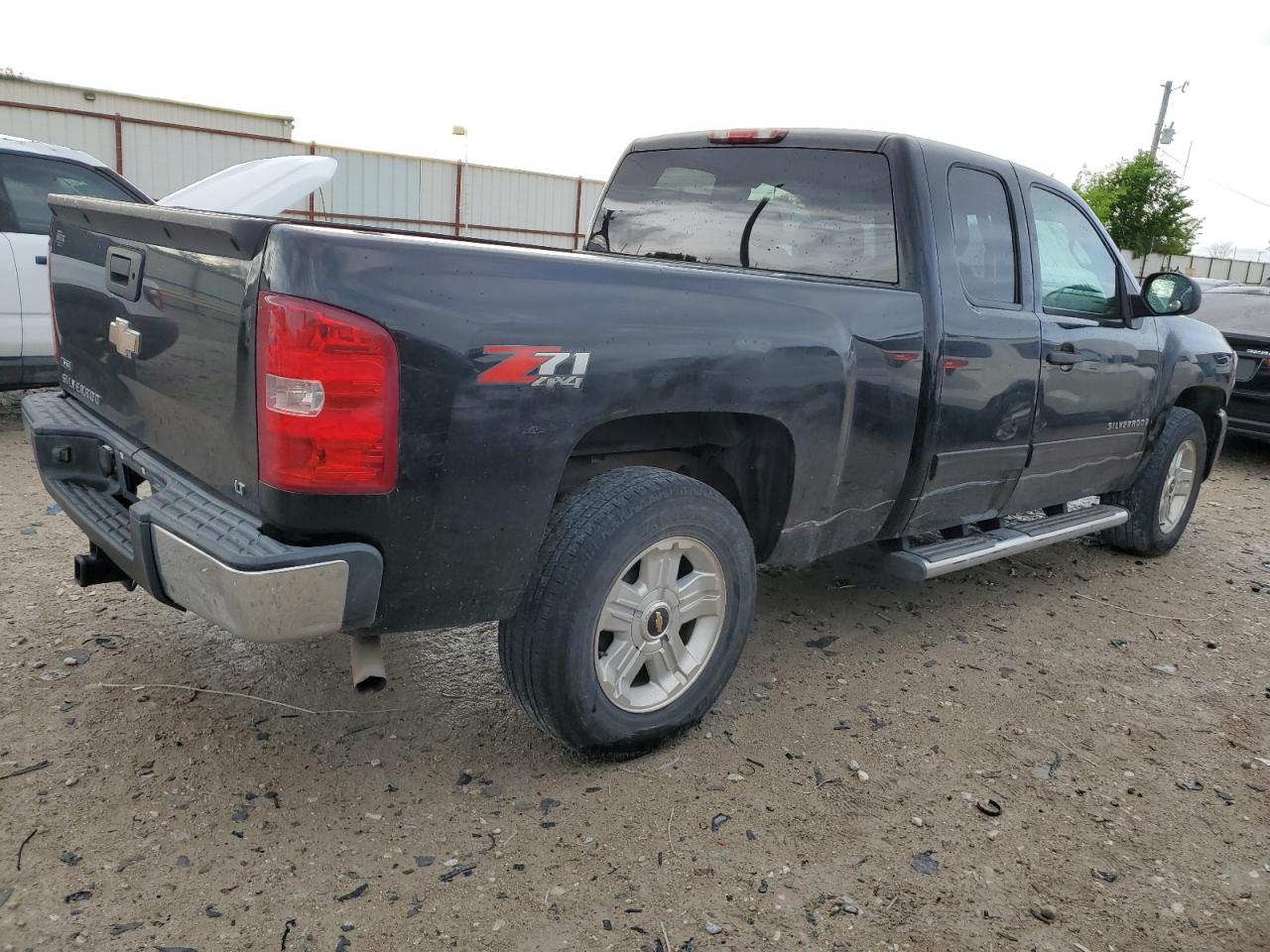 Photo 2 VIN: 1GCEK29089Z112763 - CHEVROLET SILVERADO 