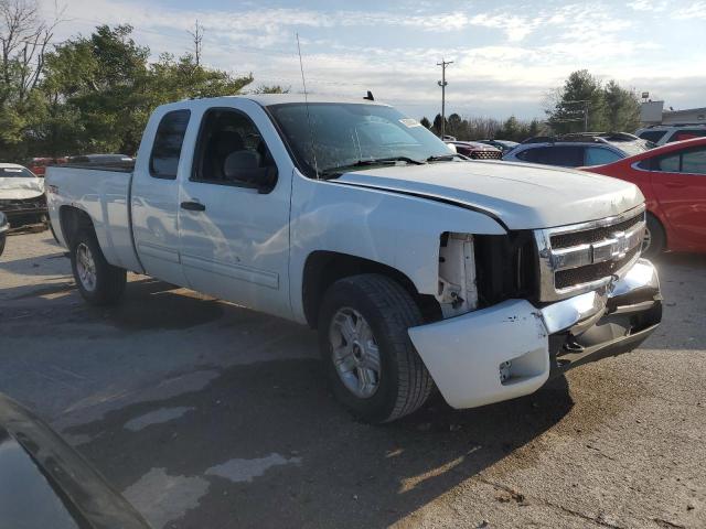 Photo 3 VIN: 1GCEK290X9Z201797 - CHEVROLET SILVERADO 