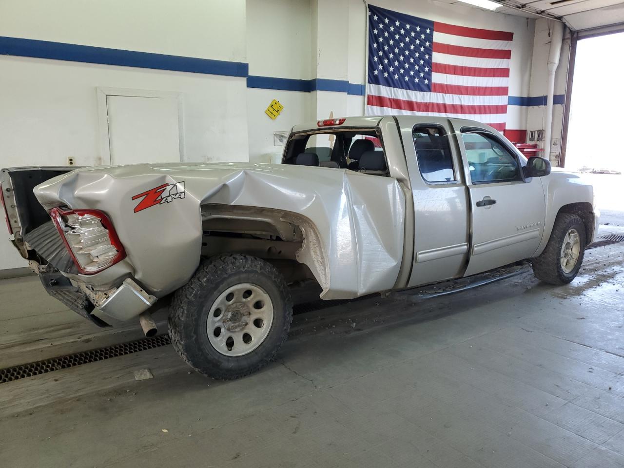 Photo 2 VIN: 1GCEK29J39E135559 - CHEVROLET SILVERADO 