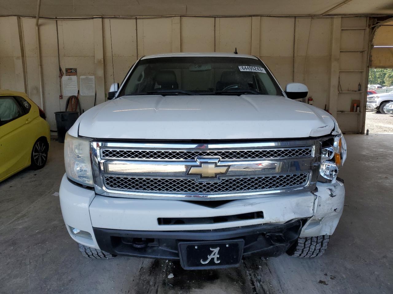 Photo 4 VIN: 1GCEK390X9Z252321 - CHEVROLET SILVERADO 