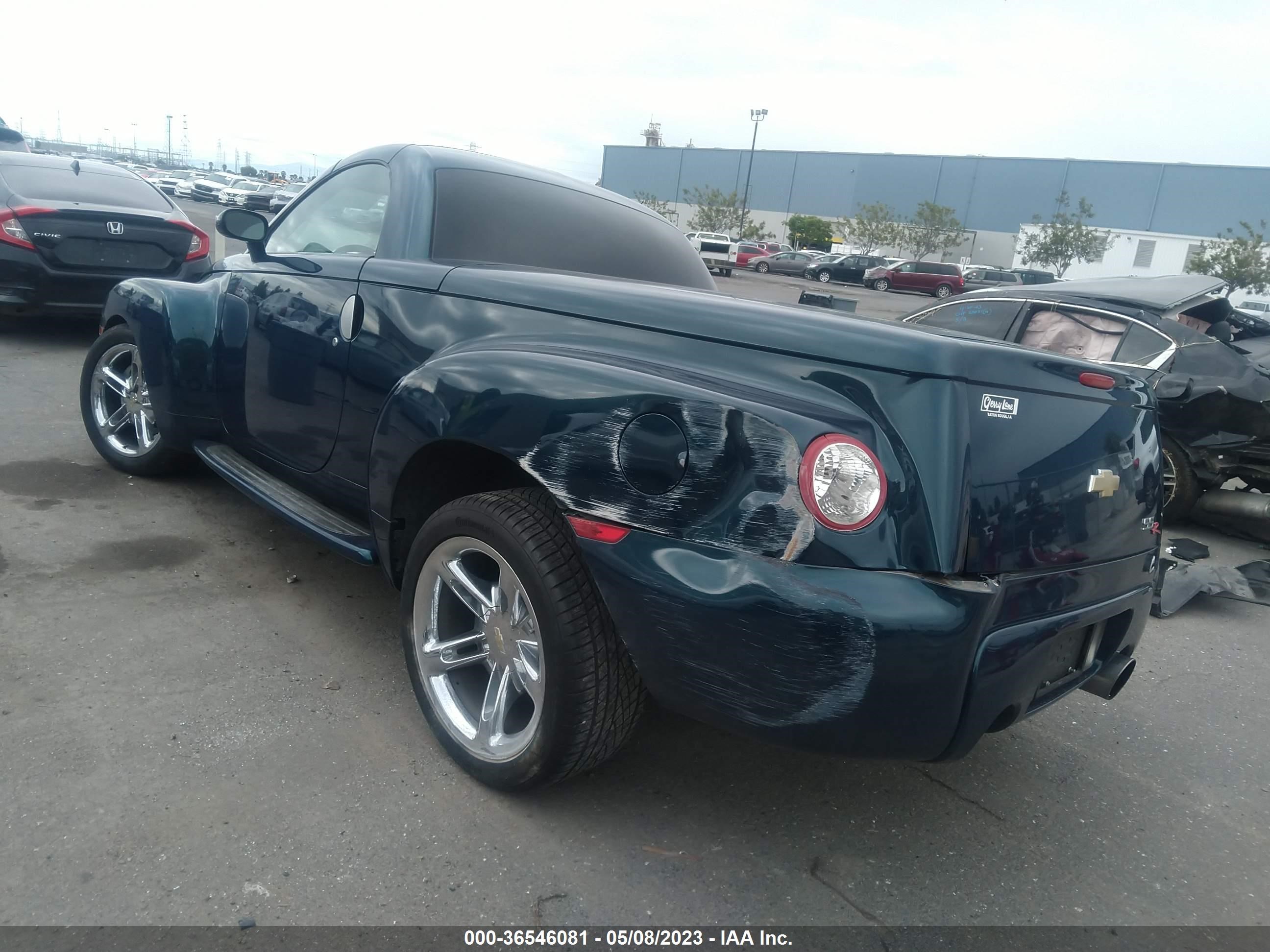 Photo 2 VIN: 1GCES14H15B116020 - CHEVROLET SSR 