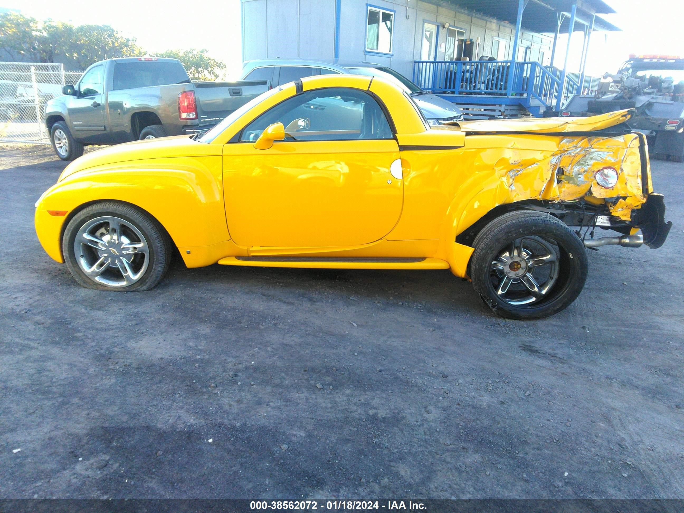 Photo 13 VIN: 1GCES14H86B123385 - CHEVROLET SSR 