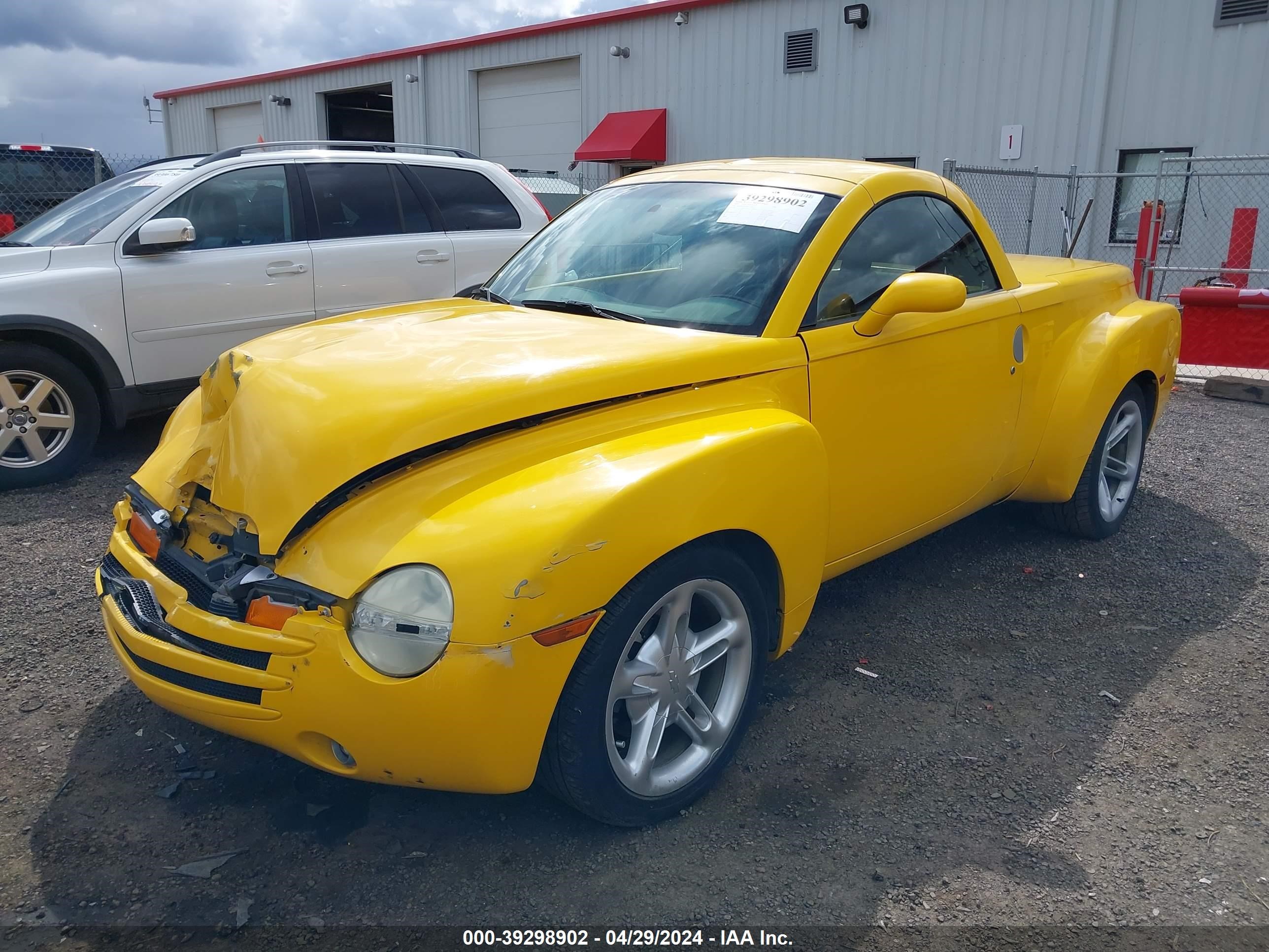 Photo 1 VIN: 1GCES14P23B103006 - CHEVROLET SSR 